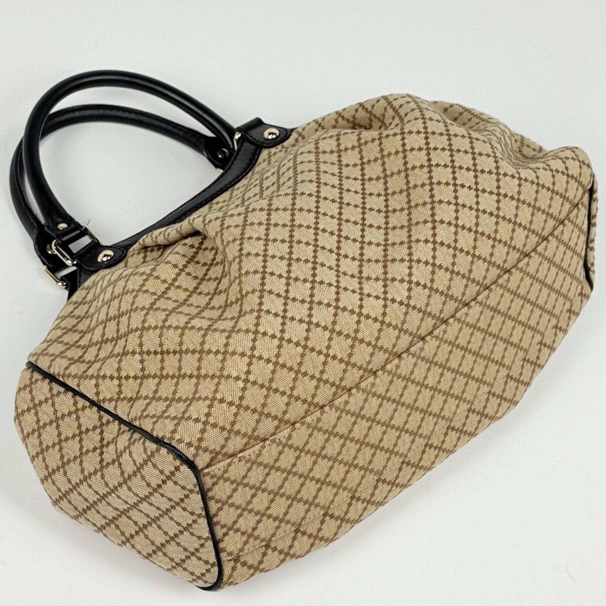 Gucci Beige Black Canvas Handbag Shoulder Bag (Pre-Owned)