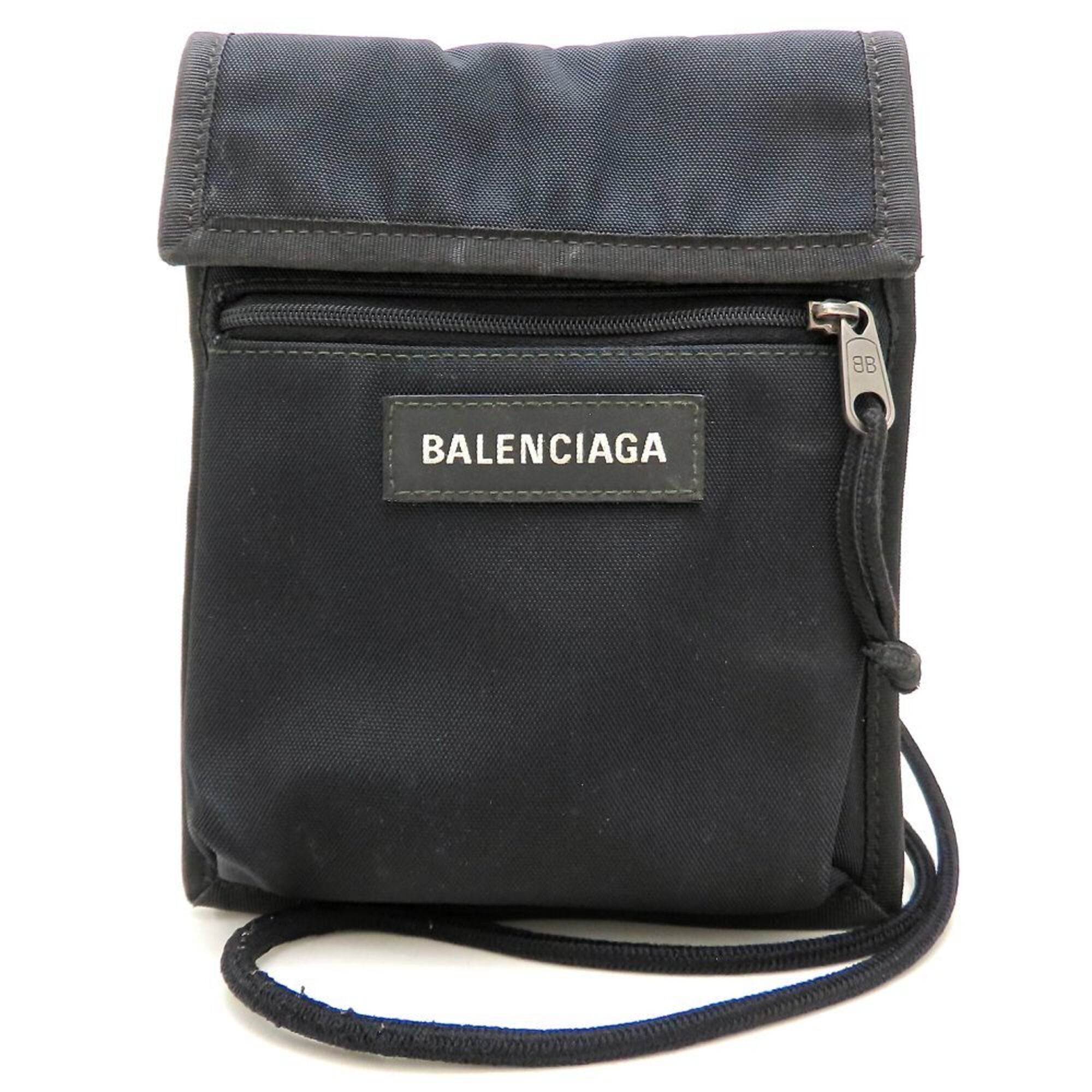 Balenciaga Black Nylon Canvas Shoulder Bag (Pre-Owned)
