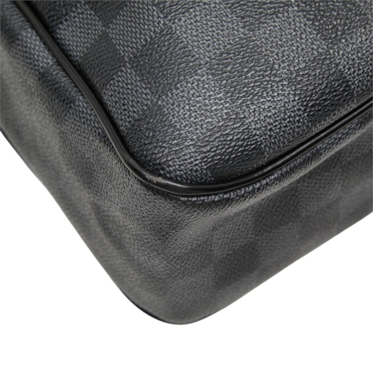 Louis Vuitton Black Pvc Leather Shoulder Bag (Pre-Owned)