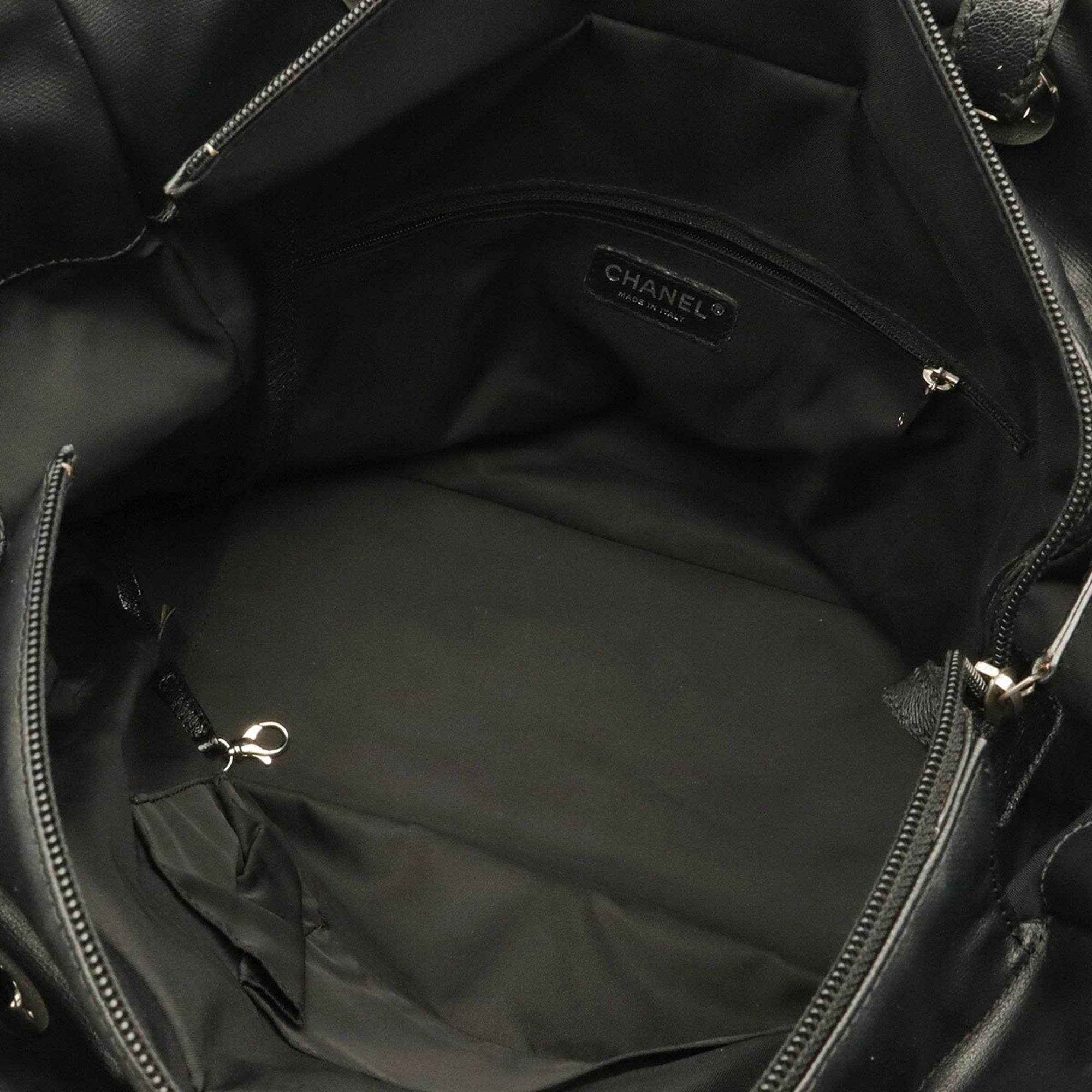 Chanel Black Coated Canvas Pouch Shoulder Bag Tote Bag (Pre-Owned)