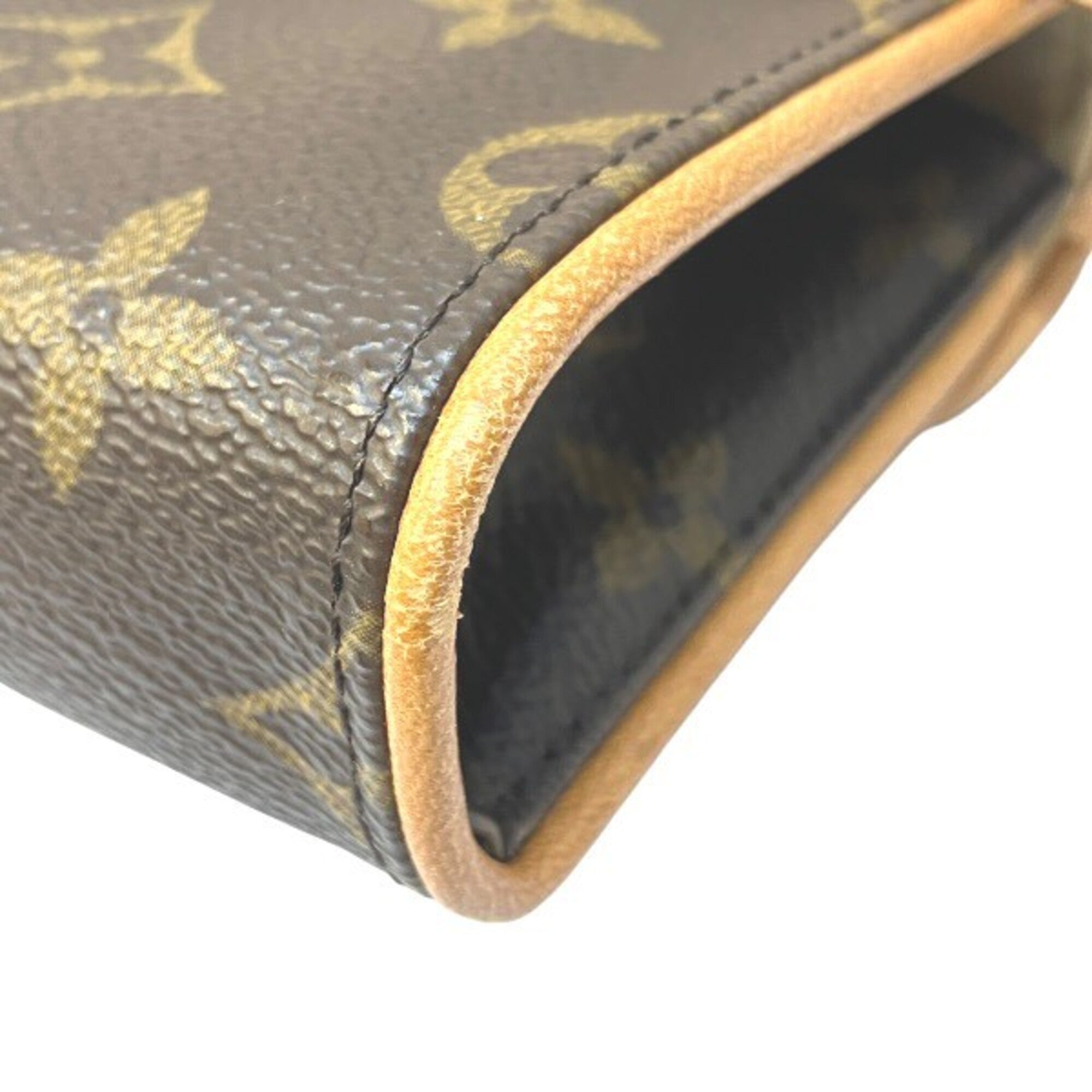 Louis Vuitton Brown Monogram Pochette Shoulder Bag (Pre-Owned)