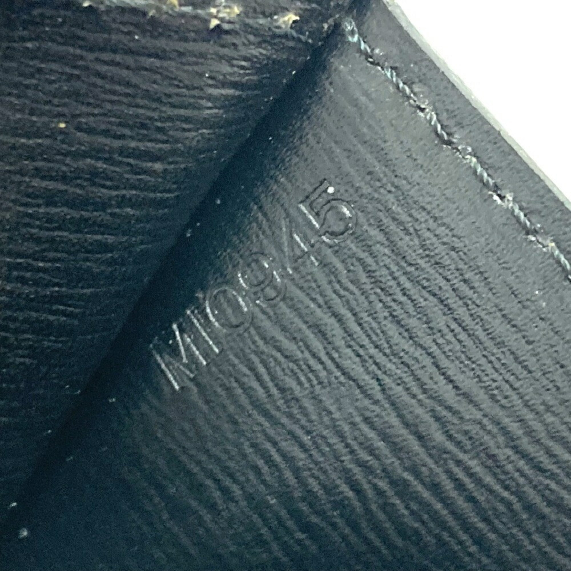 Louis Vuitton Noir Epi Leather Clutch Bag Pochette Shoulder Bag (Pre-Owned)