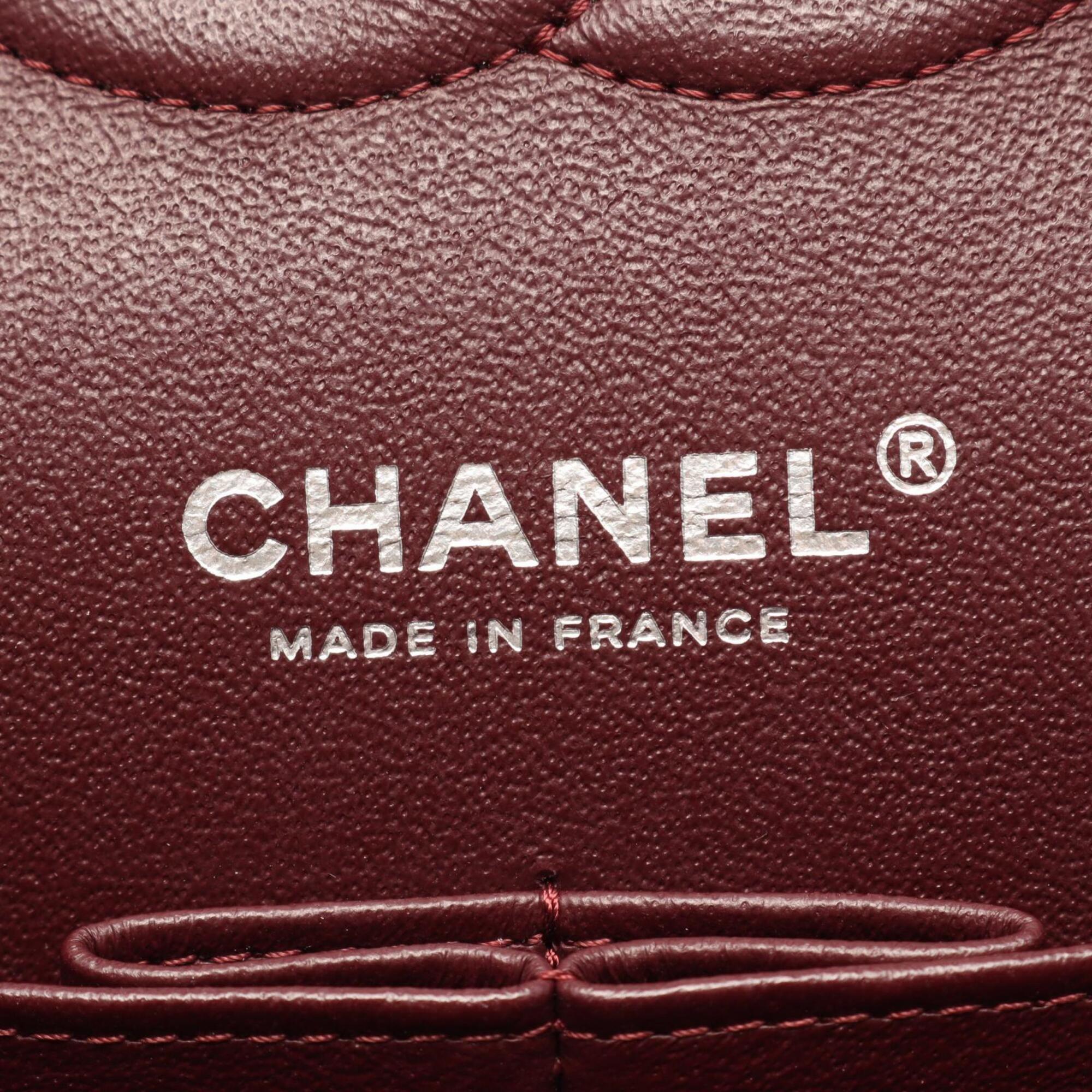 Chanel Black Leather Handbag Shoulder Bag (Pre-Owned)