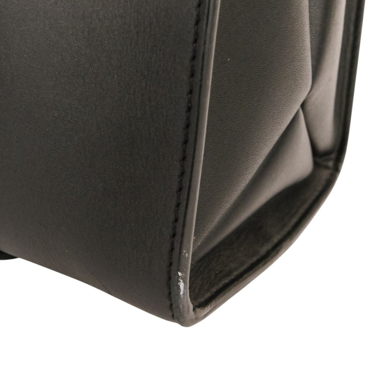 Chloé Black Leather Handbag Tote Bag (Pre-Owned)