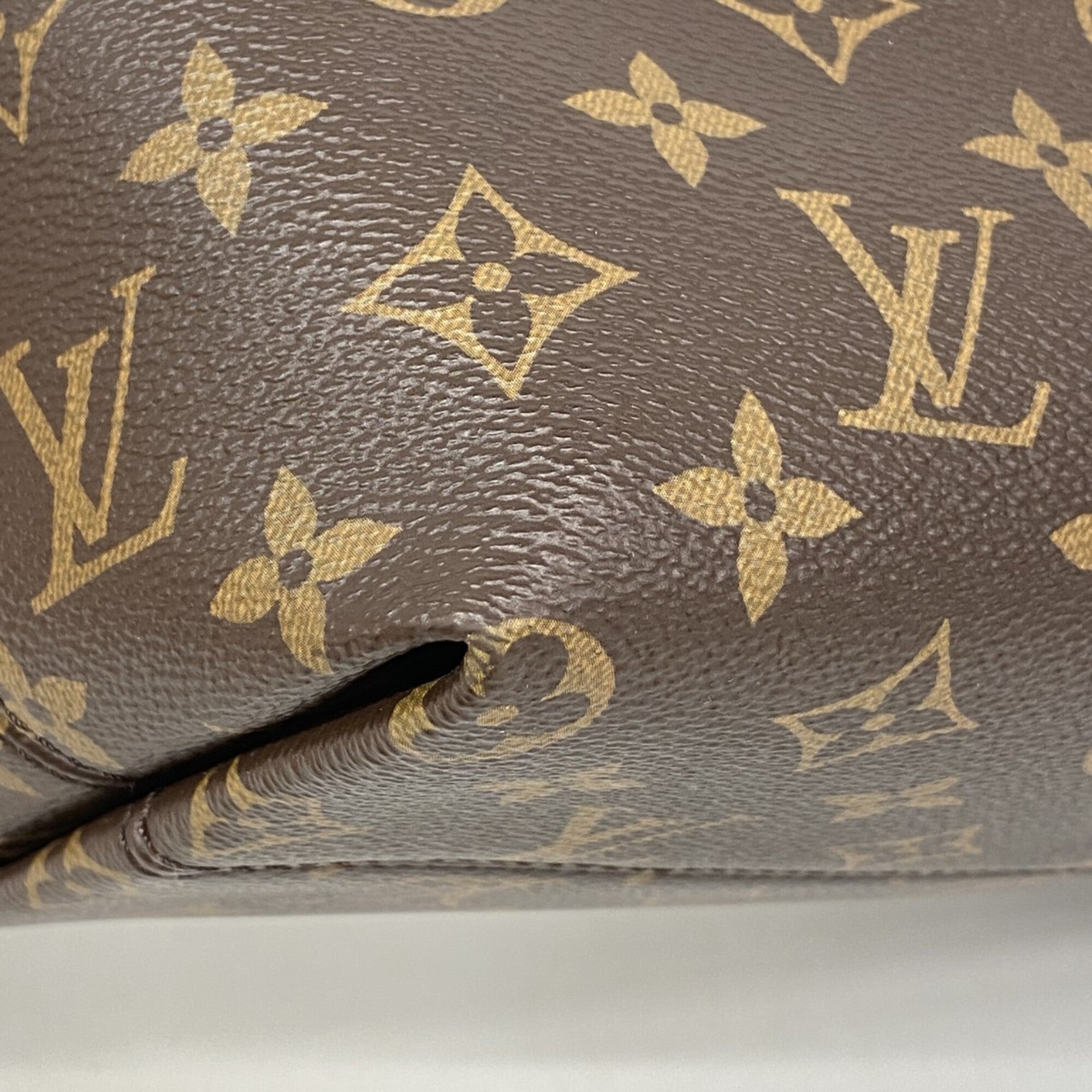 Louis Vuitton Brown Handbag (Pre-Owned)