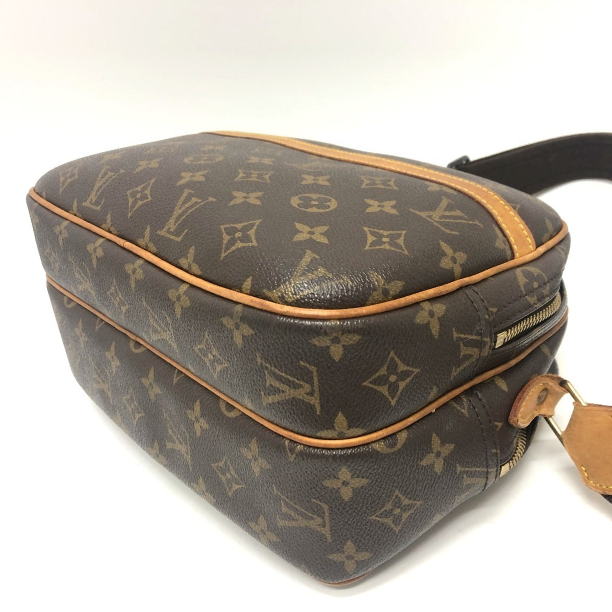 Louis Vuitton Brown Monogram Monogram Shoulder Bag (Pre-Owned)