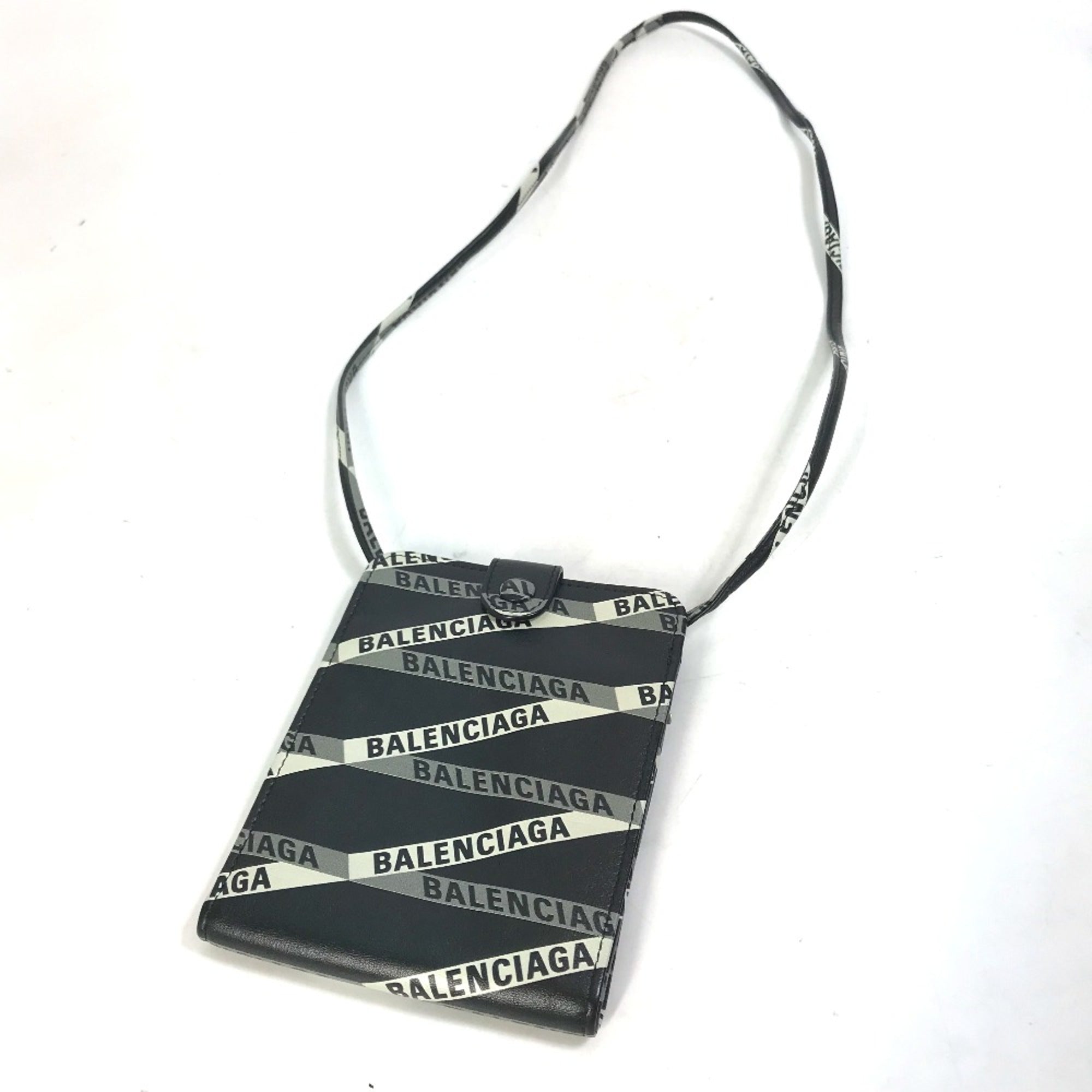 Balenciaga Black Leather Shoulder Bag (Pre-Owned)