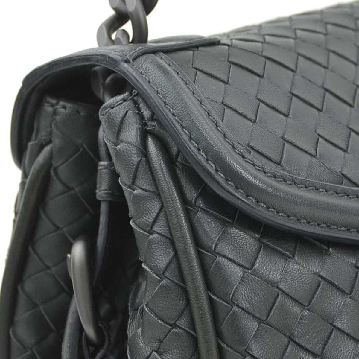 Bottega Veneta Charcoal Gray Leather Shoulder Bag (Pre-Owned)
