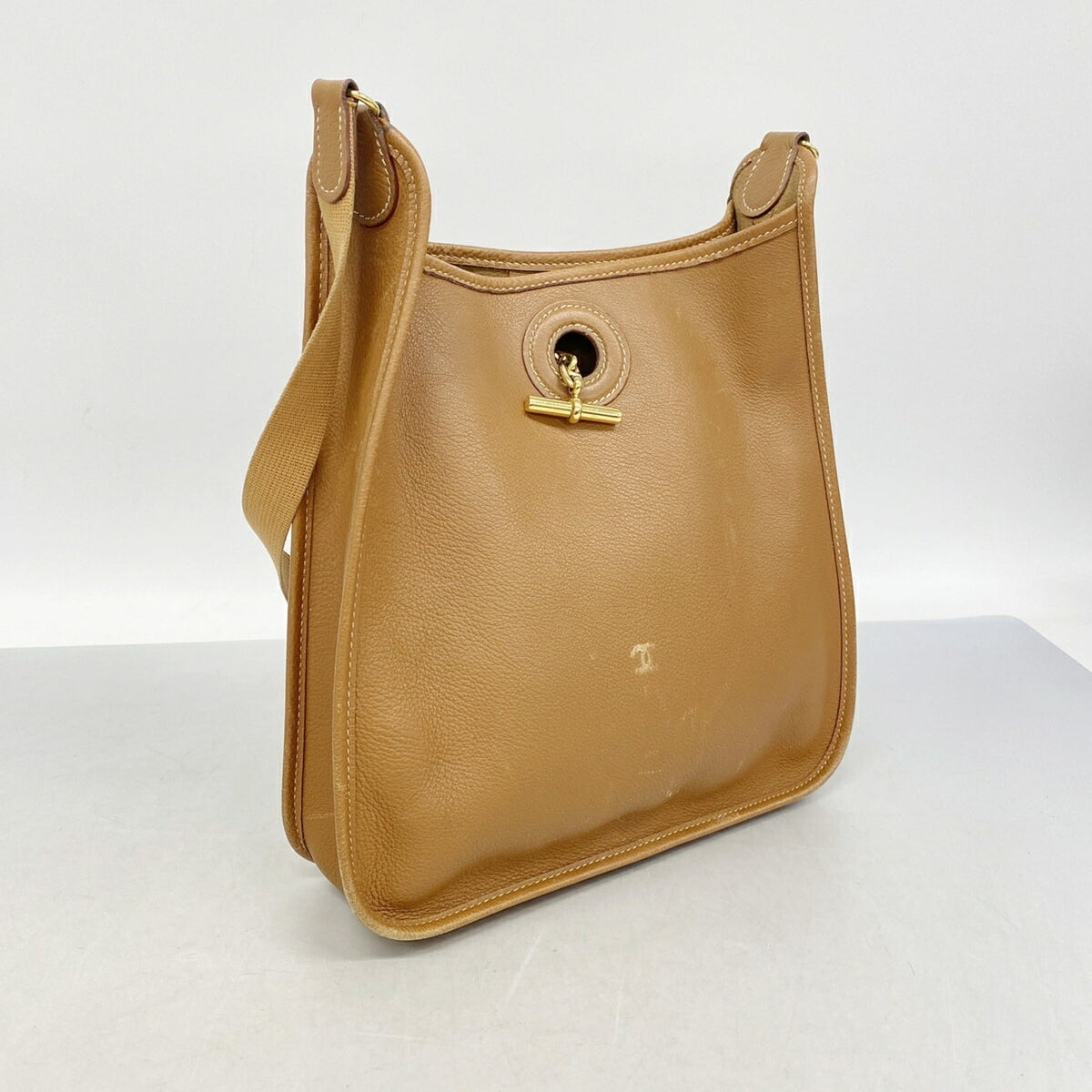 Hermes Gold Shoulder Bag (Pre-Owned)