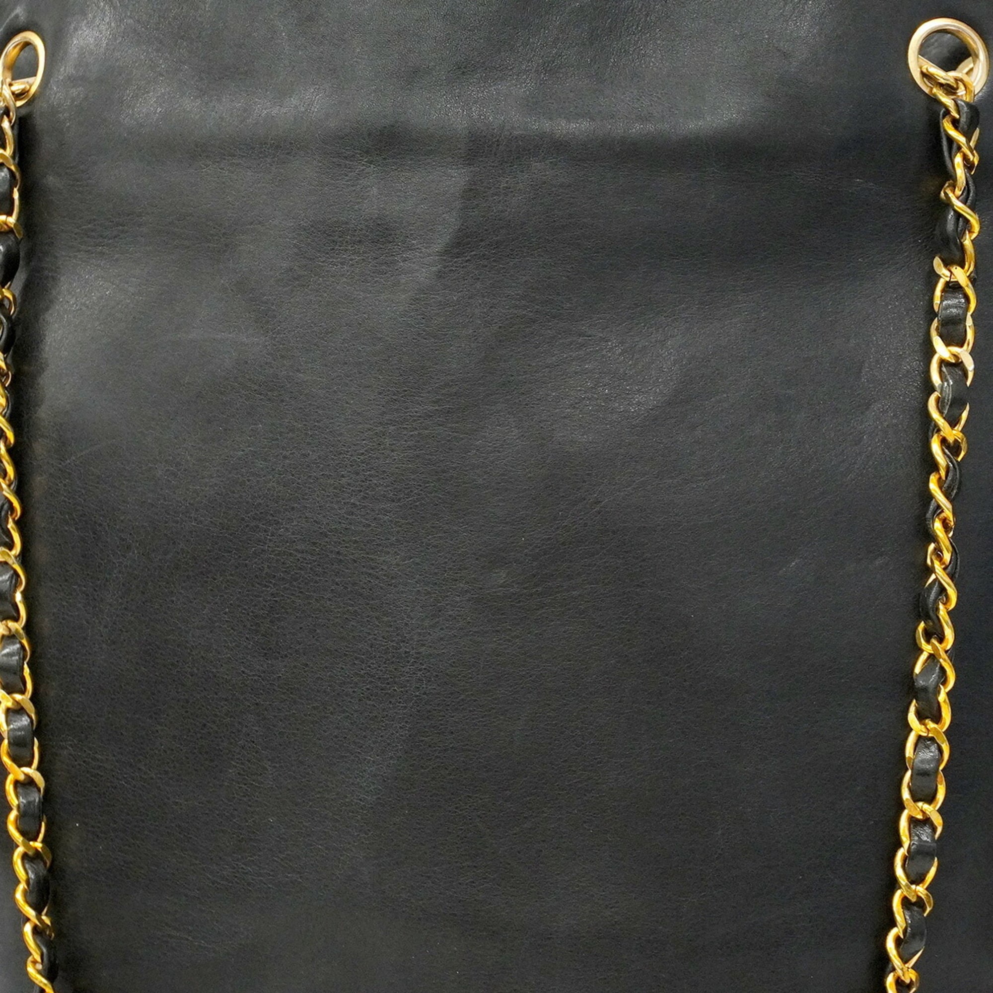 Chanel Black Leather Tote Bag (Pre-Owned)