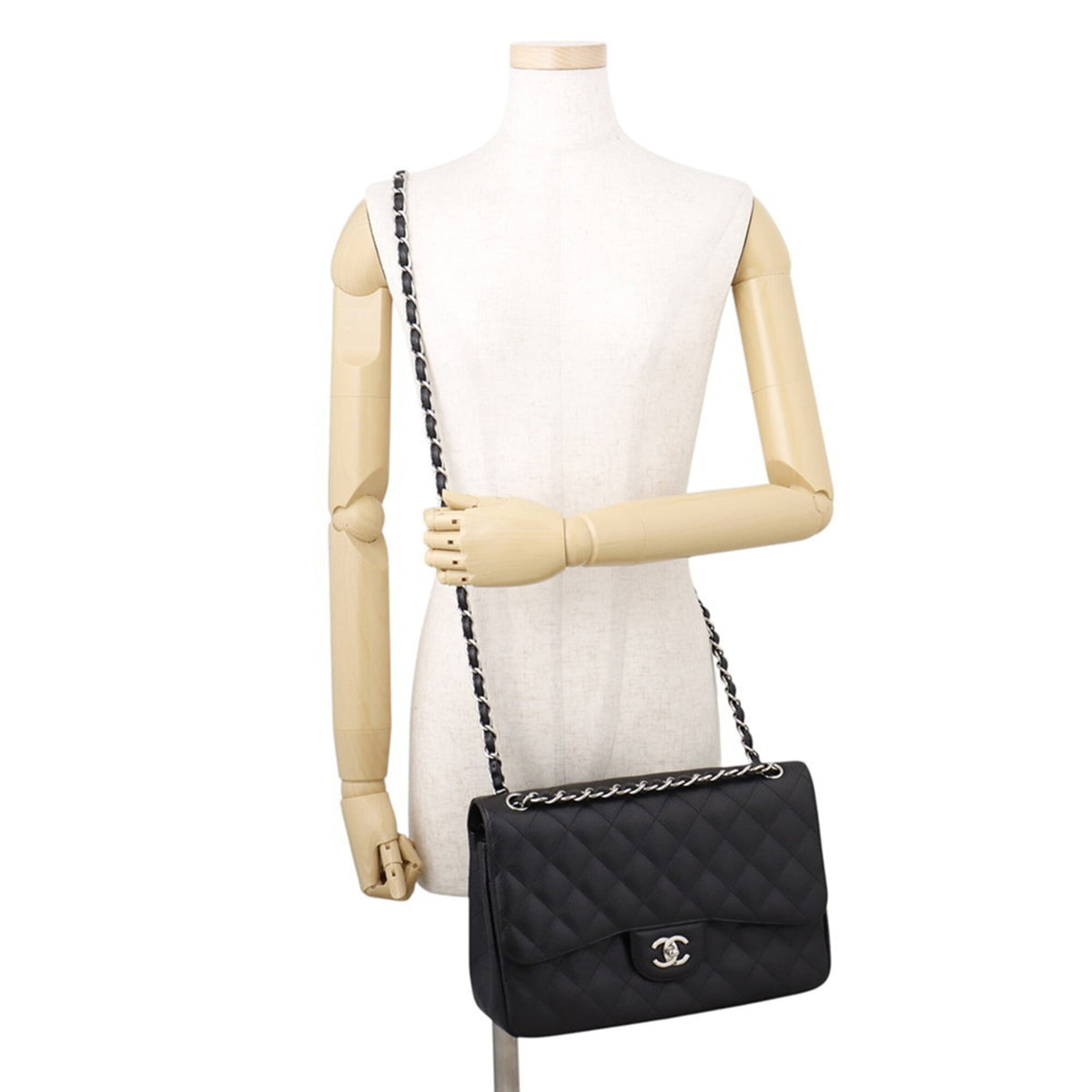 Chanel Black Grained Calfskin Handbag Shoulder Bag (Pre-Owned)