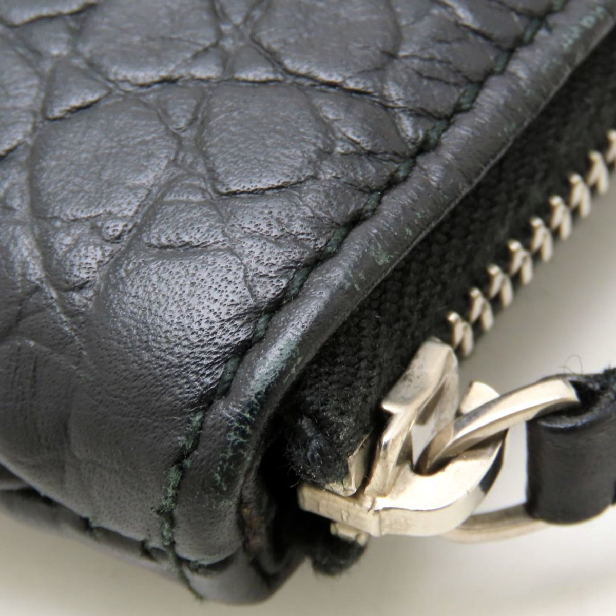 Balenciaga Black Leather Clutch Bag (Pre-Owned)