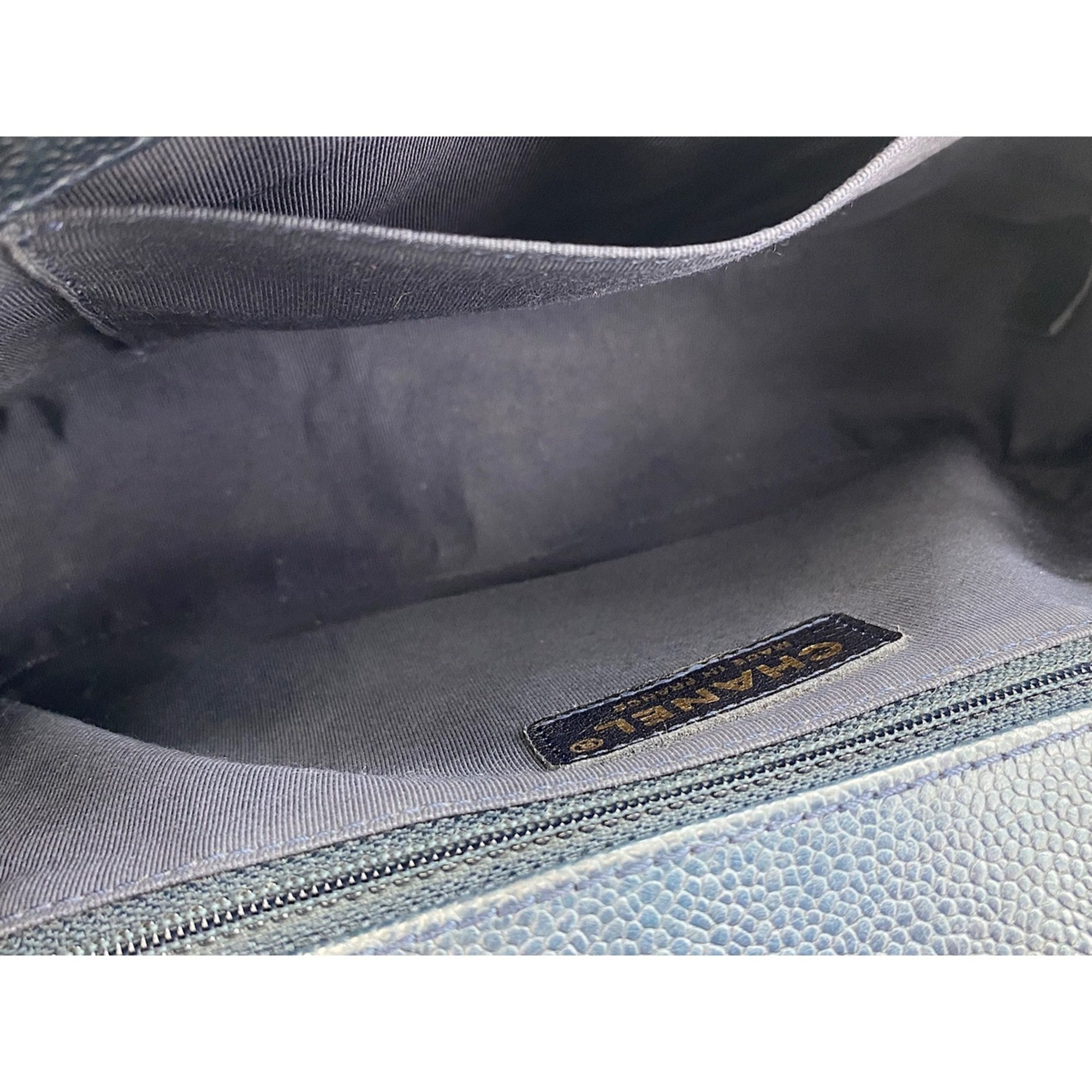 Chanel Navy Shoulder Bag (Pre-Owned)