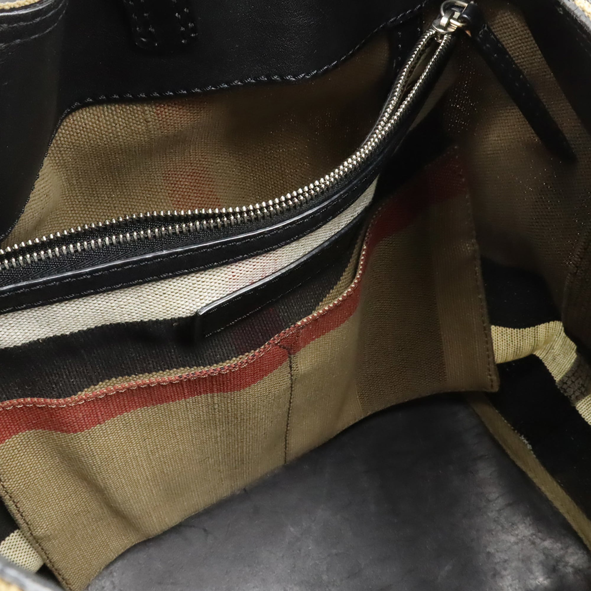 Burberry Black Brown Red Color Canvas Leather Shoulder Bag (Pre-Owned)