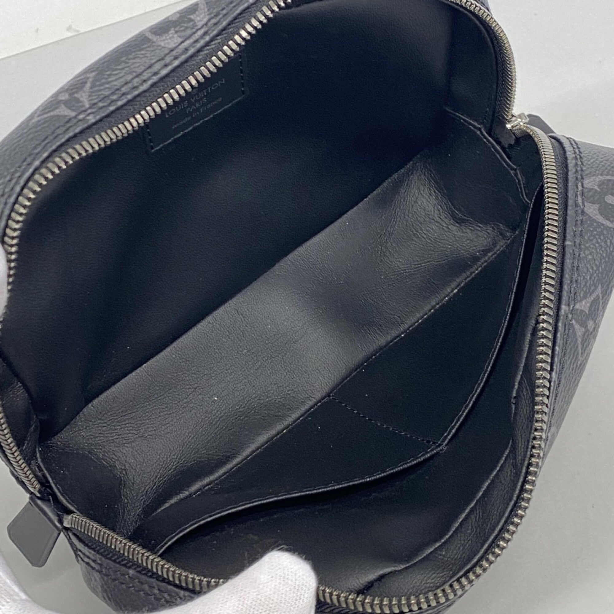 Louis Vuitton Black Gray Pouch (Pre-Owned)