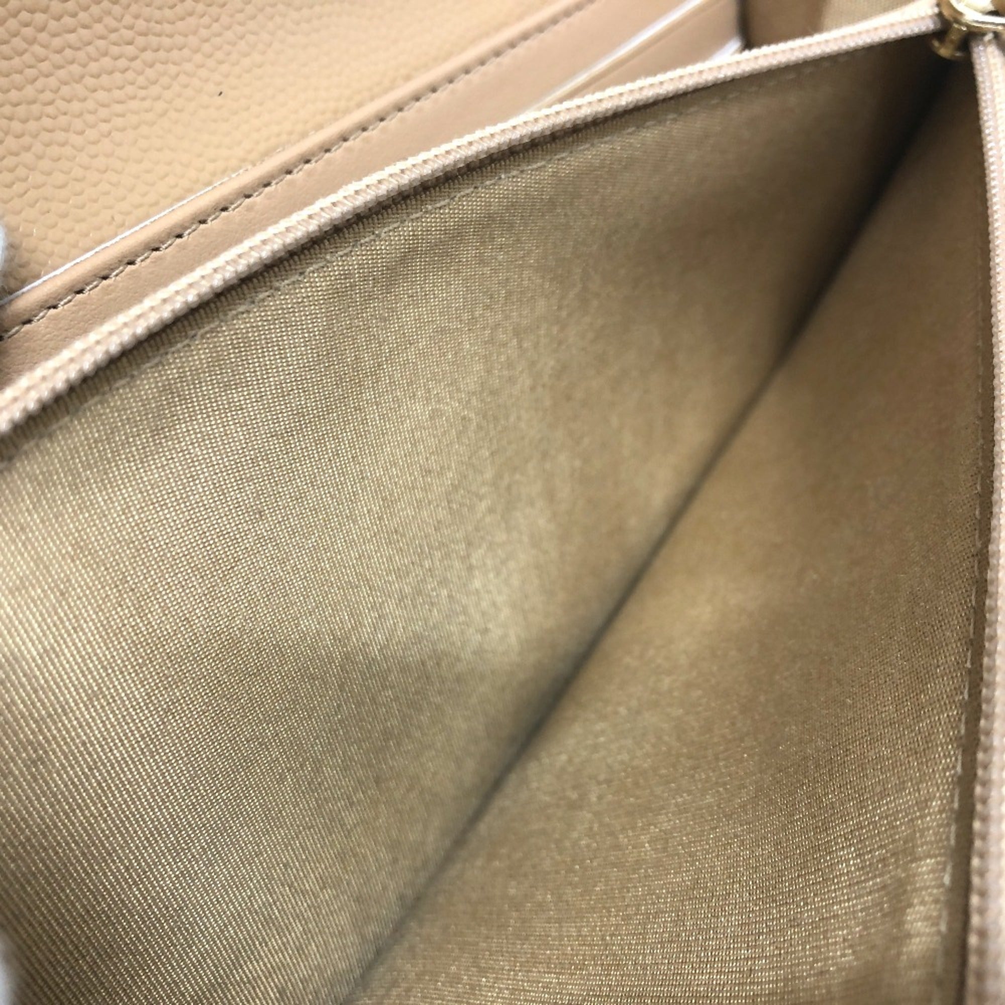 Chanel Beige Leather Long Wallet (Bi-Fold) (Pre-Owned)