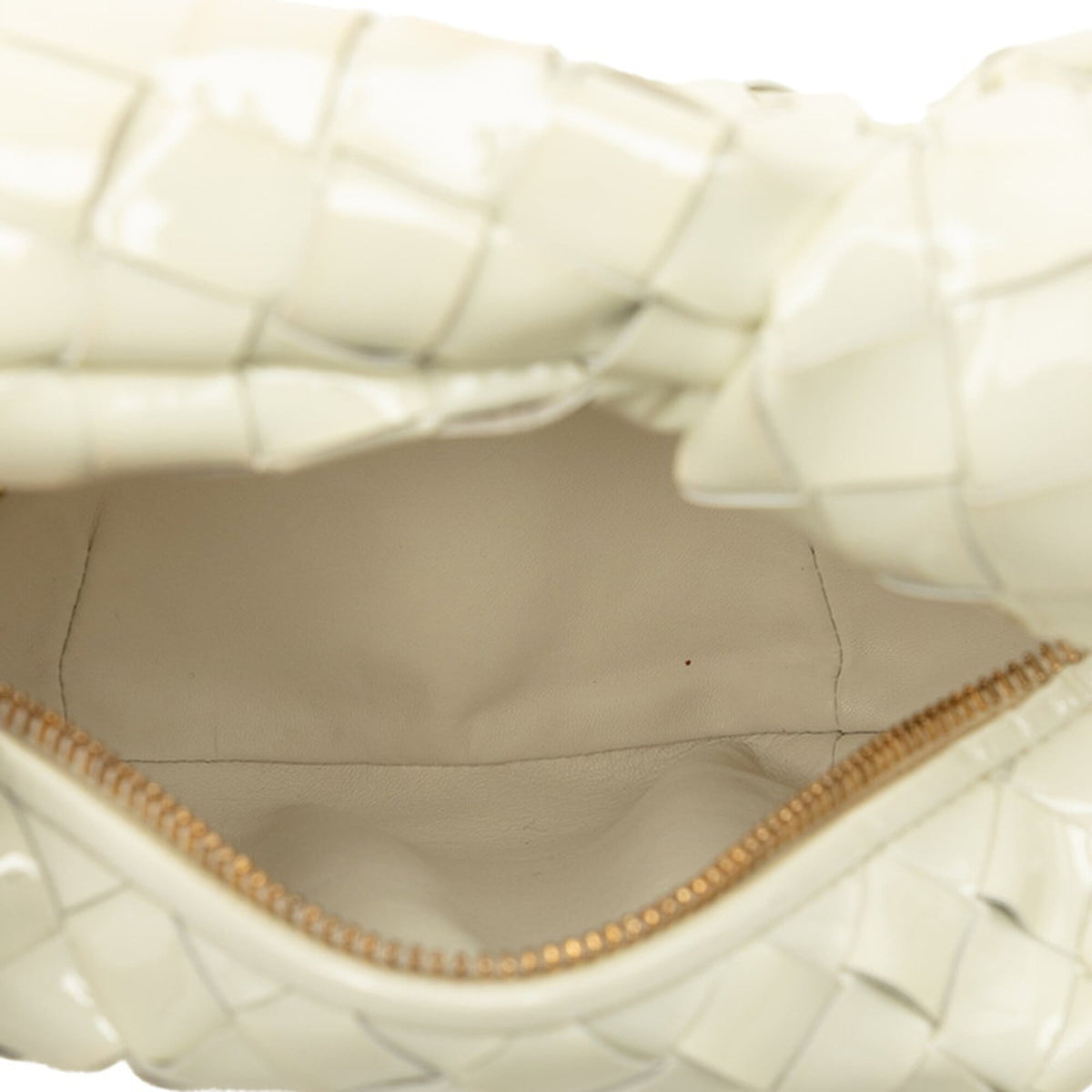 Bottega Veneta White Patent Leather Handbag (Pre-Owned)