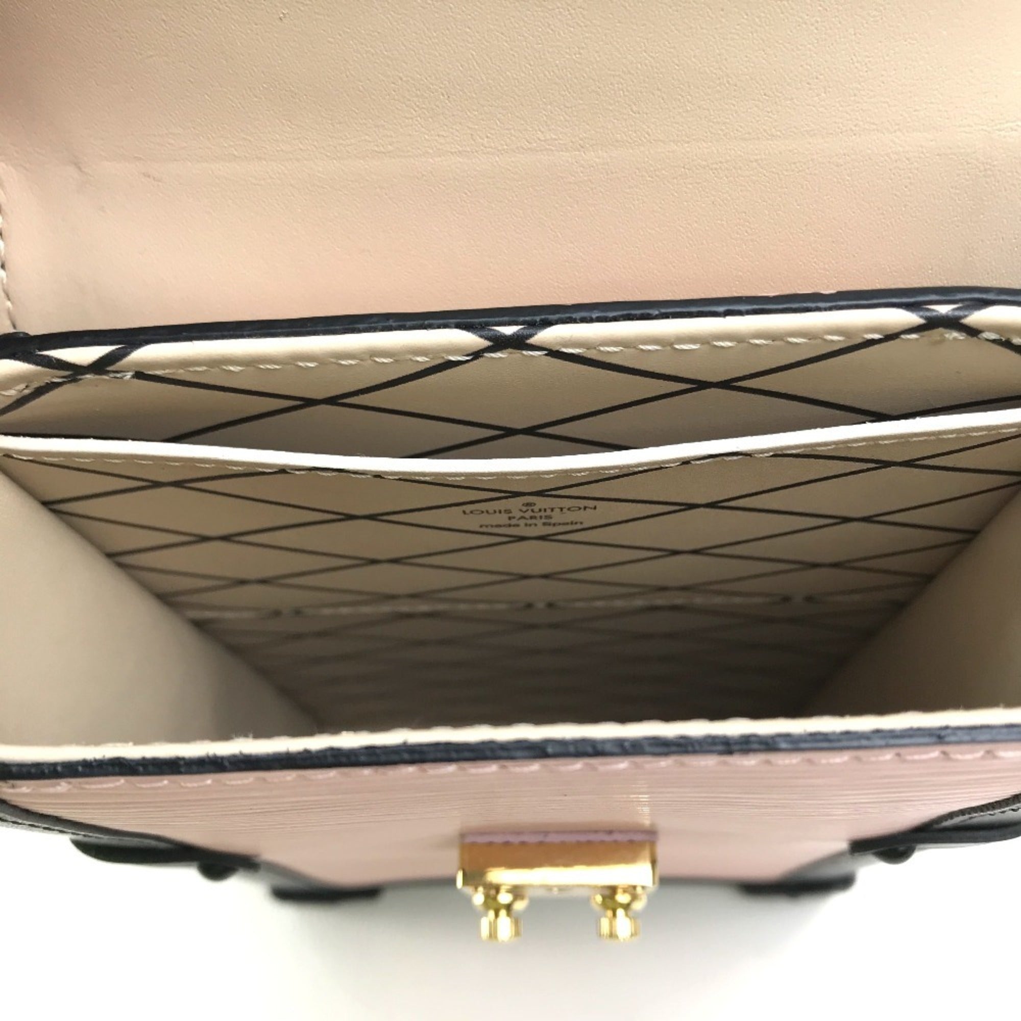 Louis Vuitton Rose Ballerine Epi Leather Pochette Shoulder Bag (Pre-Owned)