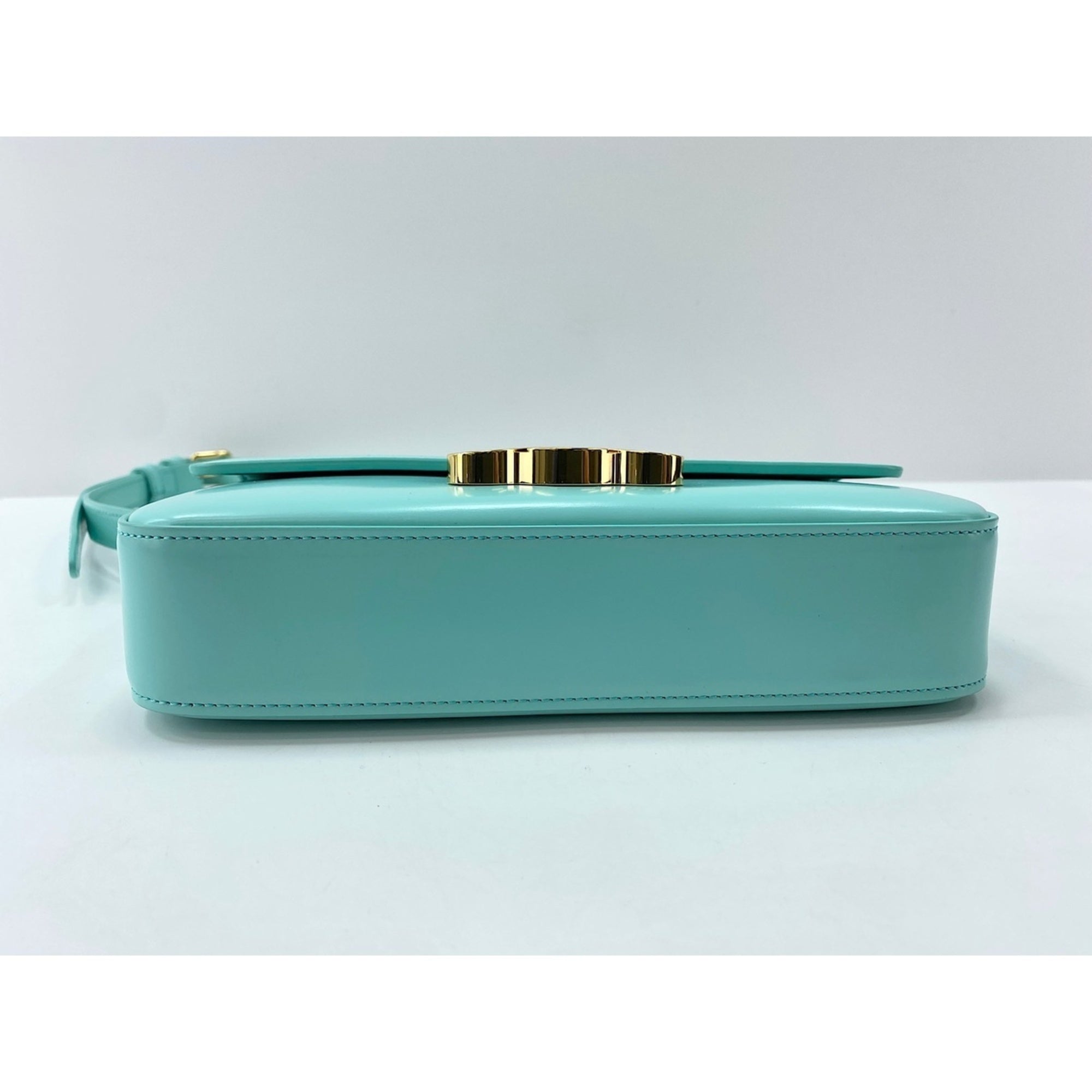 Celine Blue Shoulder Bag (Pre-Owned)