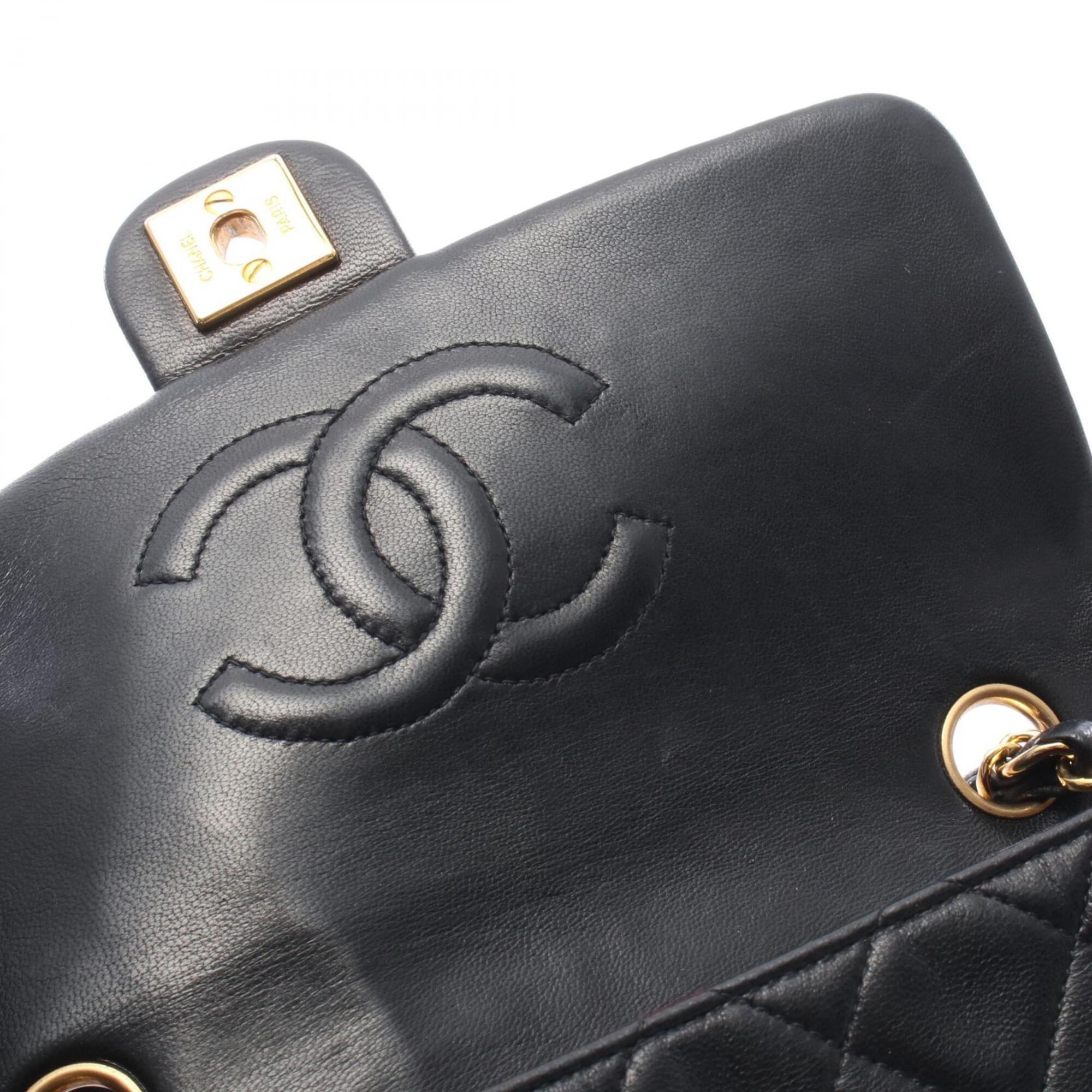 Chanel Black Leather Handbag Shoulder Bag (Pre-Owned)