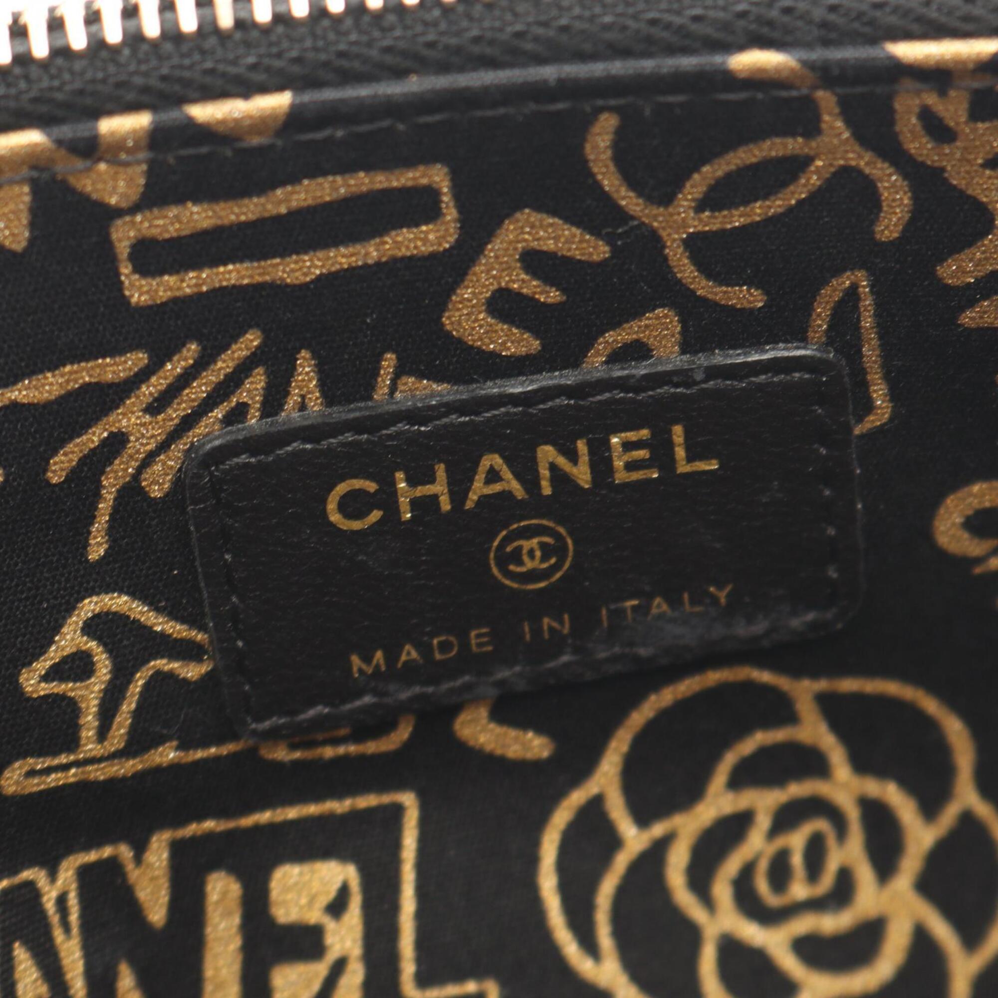 Chanel Black Leather Handbag Shoulder Bag (Pre-Owned)