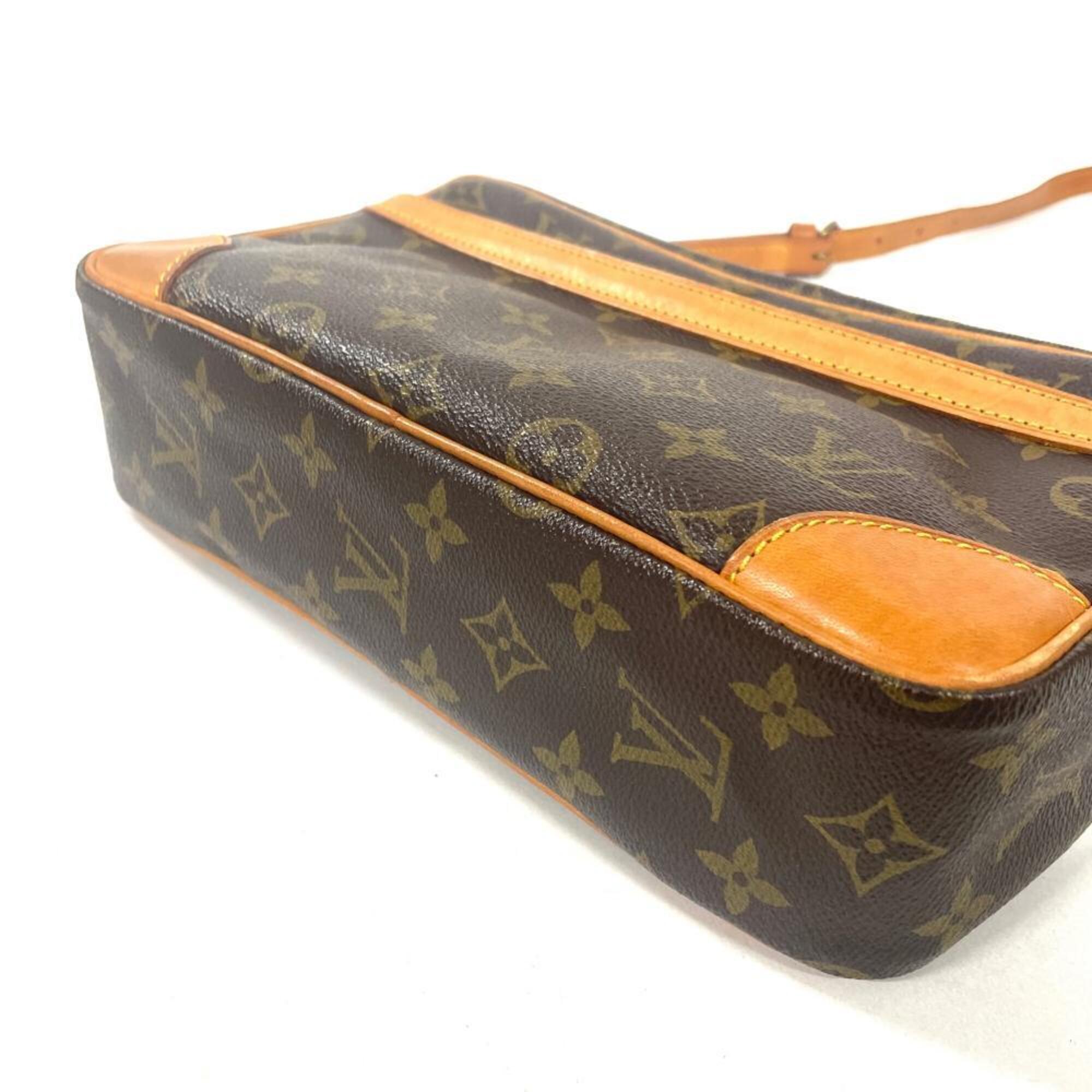 Louis Vuitton Monogram Brown Monogram Monogram Shoulder Bag (Pre-Owned)