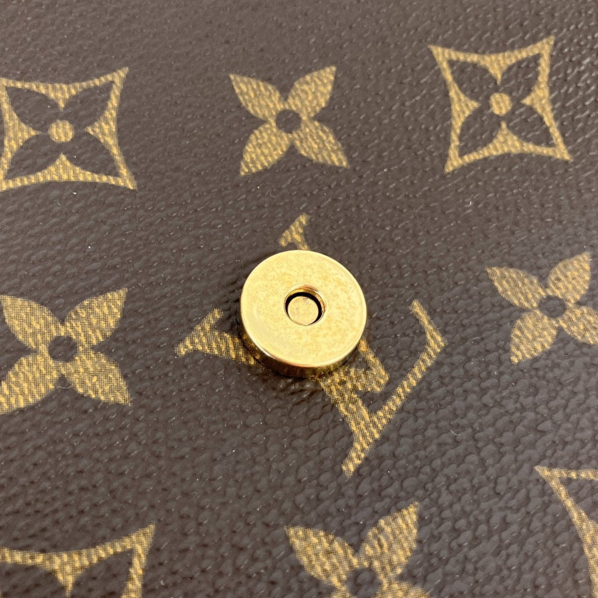 Louis Vuitton Brown Monogram Shoulder Bag (Pre-Owned)