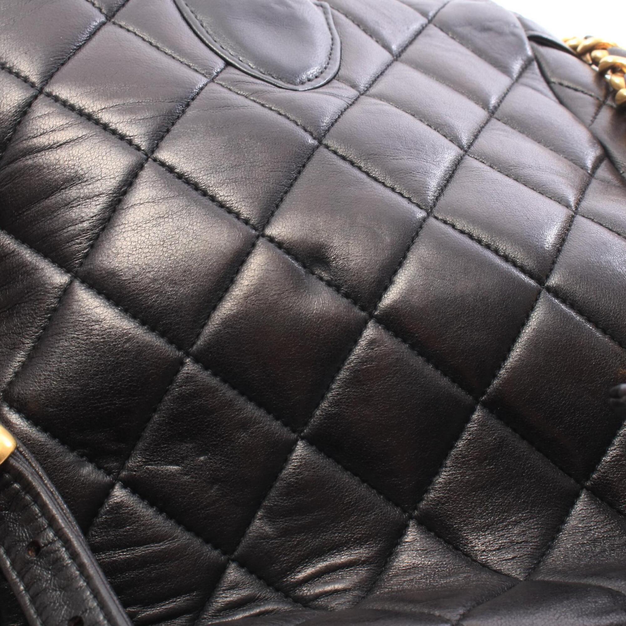 Chanel Black Leather Backpack Handbag (Pre-Owned)
