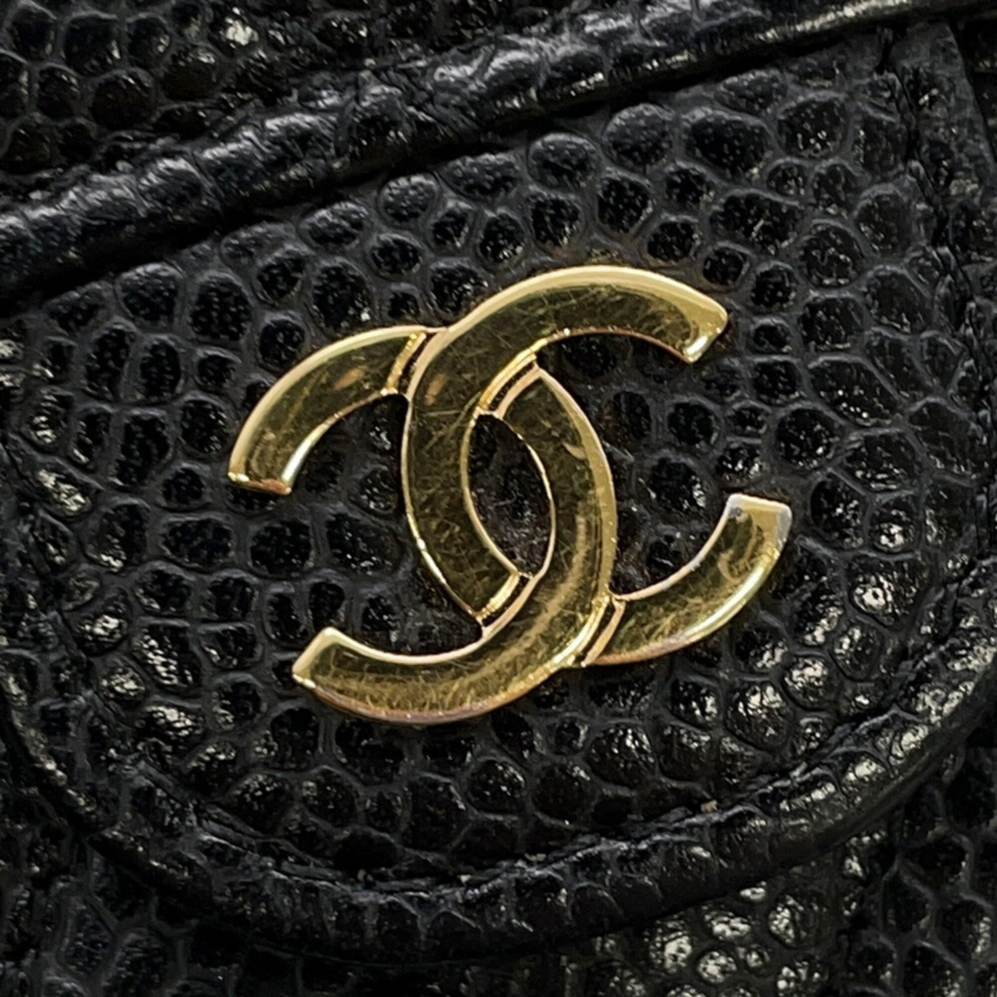 Chanel Black Grained Calfskin Wallet (Tri-Fold) (Pre-Owned)
