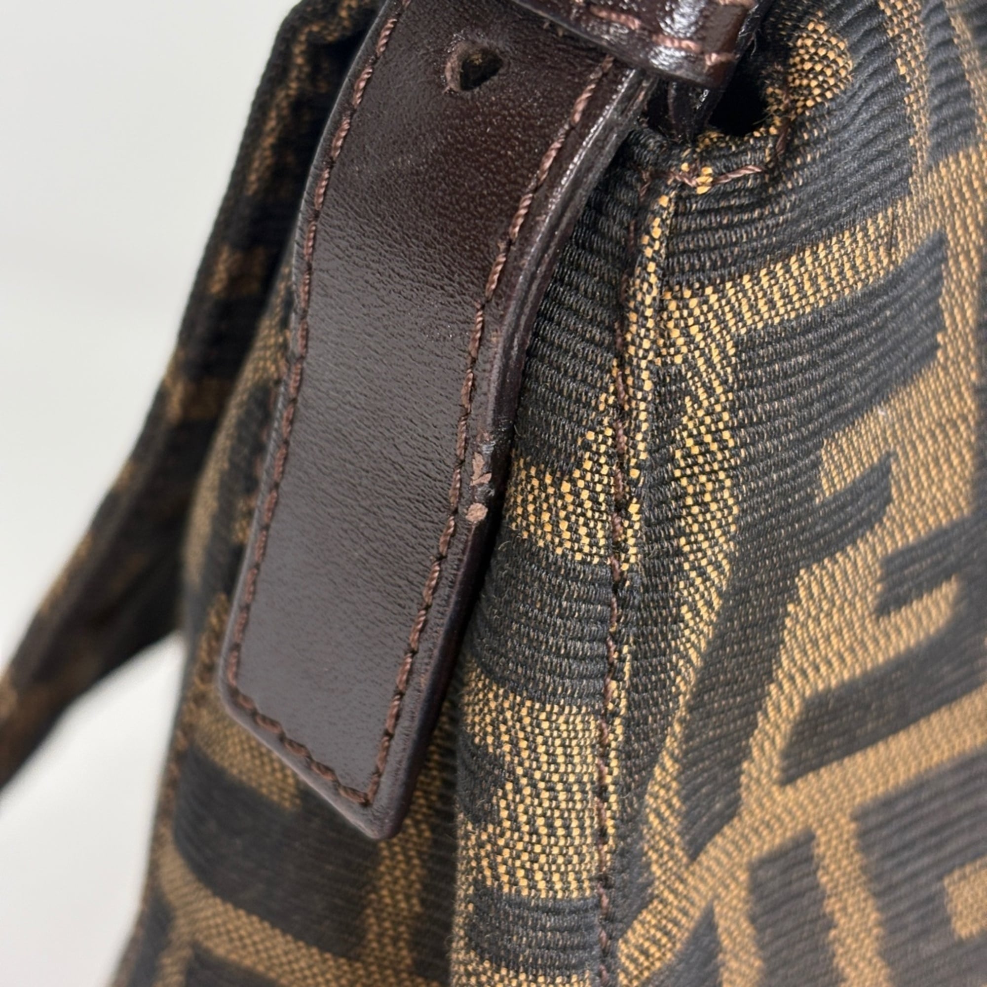 Fendi Brown Canvas Leather Shoulder Bag (Pre-Owned)