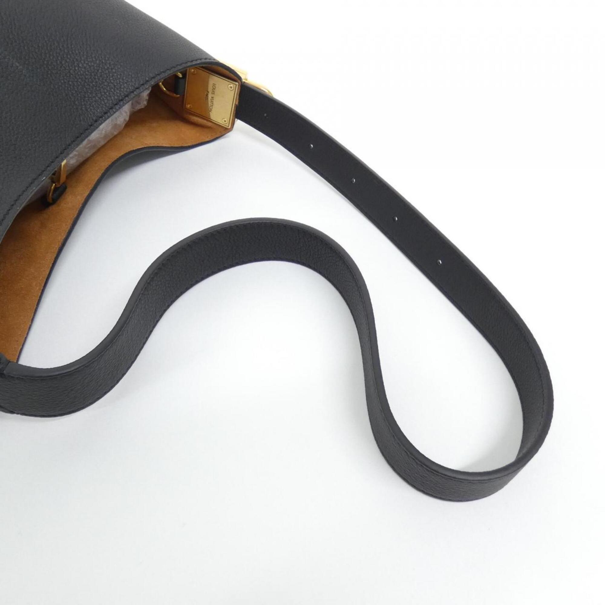 Louis Vuitton Black Leather Pouch Shoulder Bag (Pre-Owned)