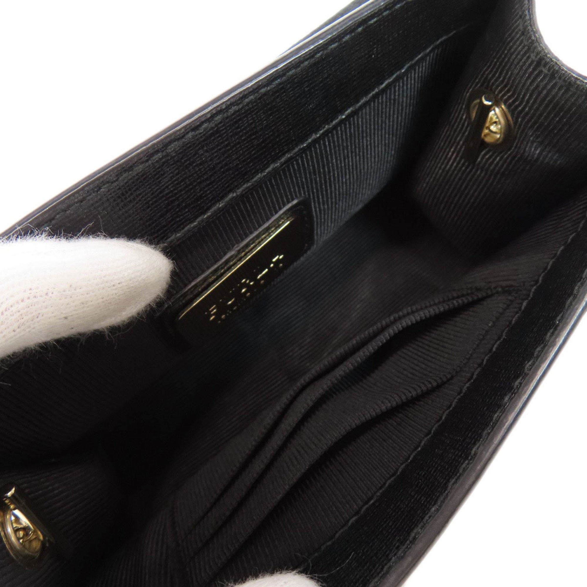 Furla Black Leather Shoulder Bag (Pre-Owned)