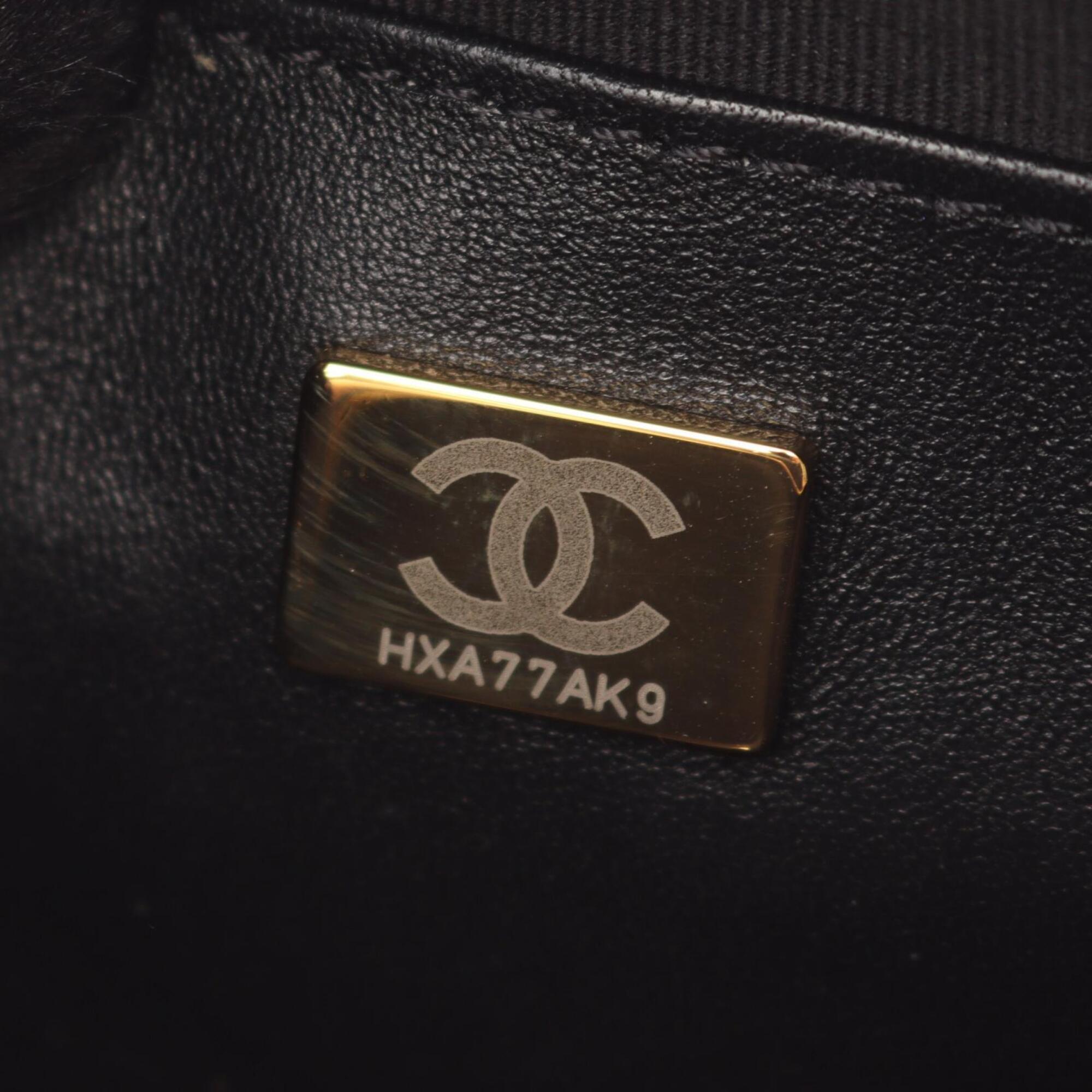 Chanel Black Leather Handbag Shoulder Bag (Pre-Owned)
