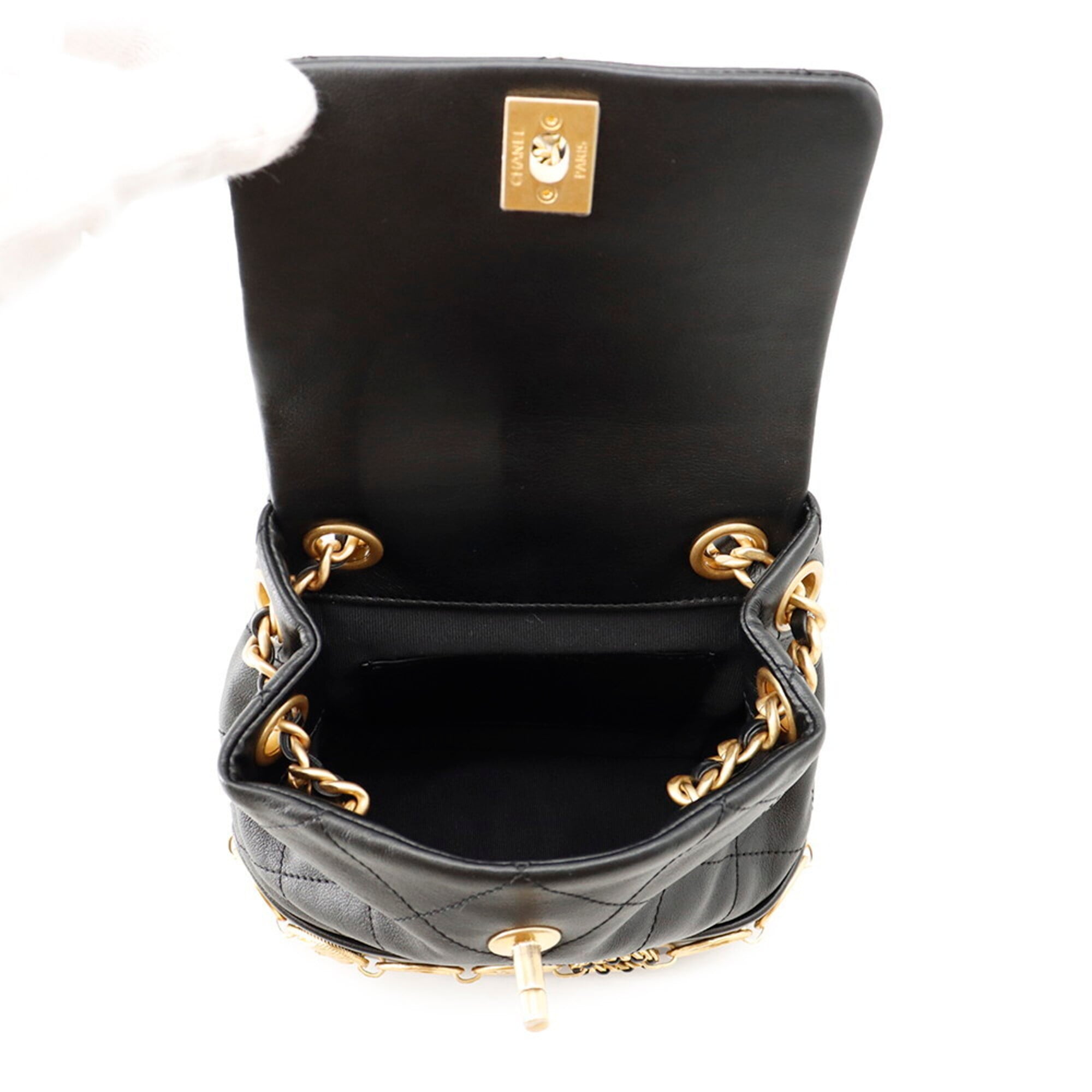 Chanel Black Leather Backpack Handbag (Pre-Owned)