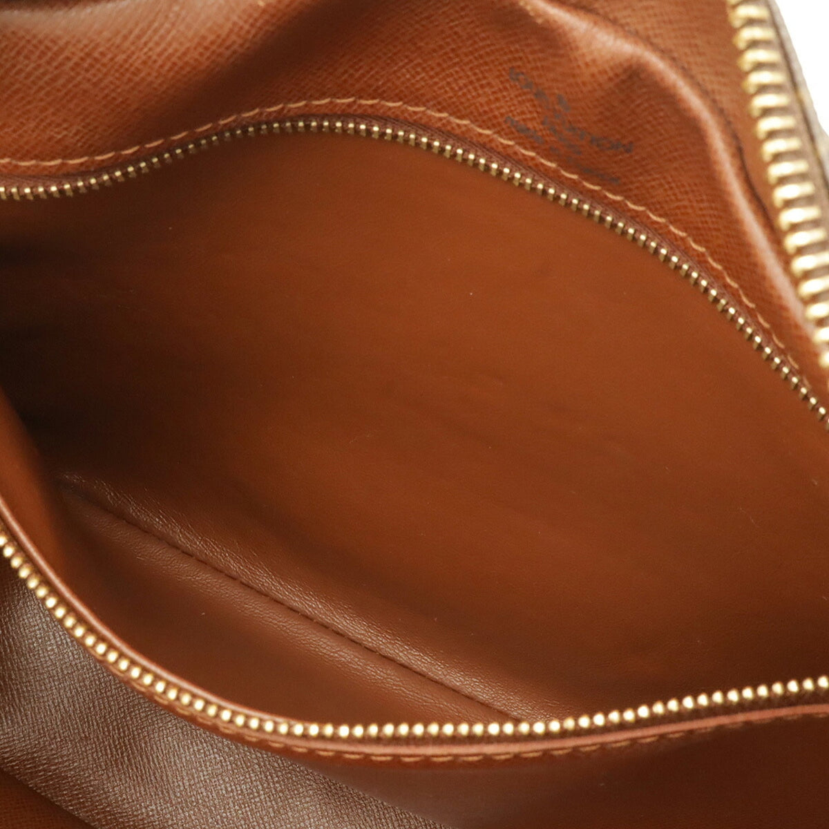 Louis Vuitton Brown Monogram Canvas Pvc Coated Canvas Handbag Messenger Bag Shoulder Bag (Pre-Owned)