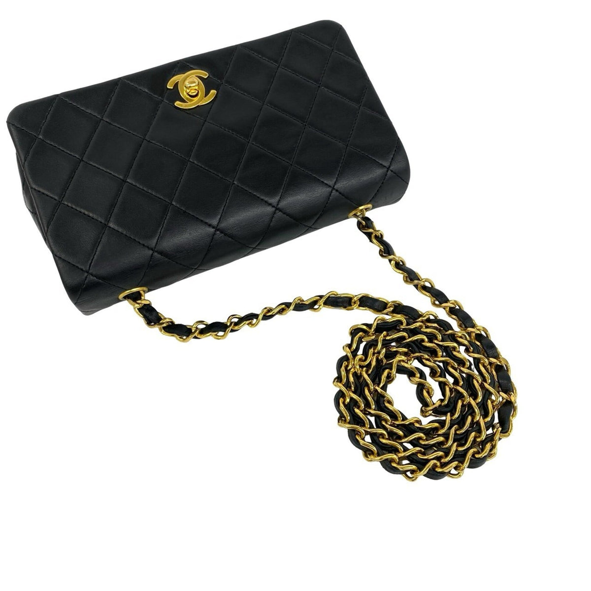 Chanel Black Leather Pochette Shoulder Bag (Pre-Owned)