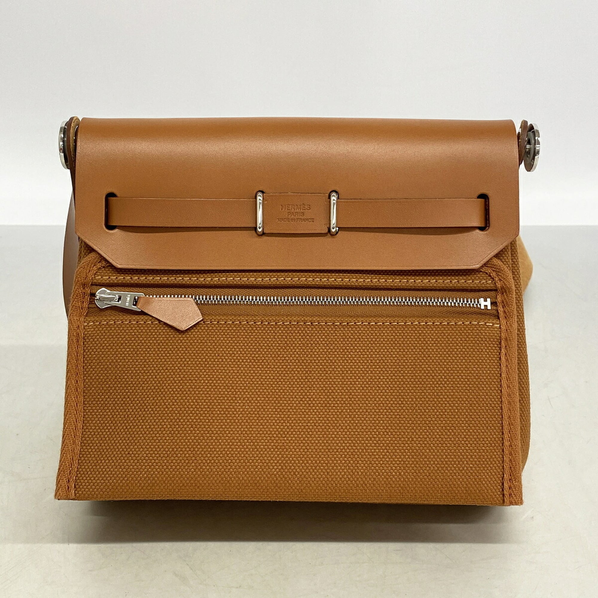 Hermes Brown Shoulder Bag (Pre-Owned)