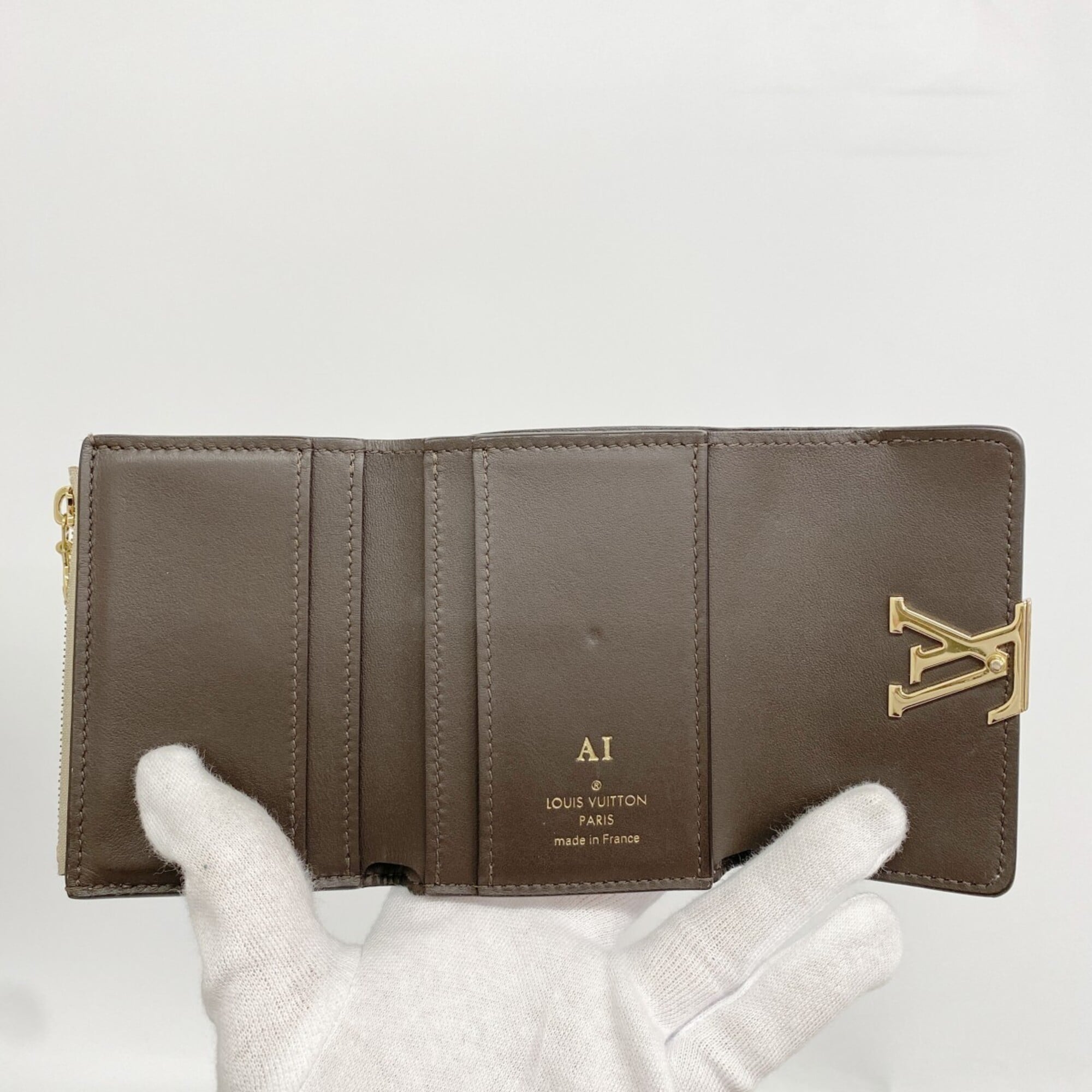 Louis Vuitton Galle Wallet (Tri-Fold) (Pre-Owned)