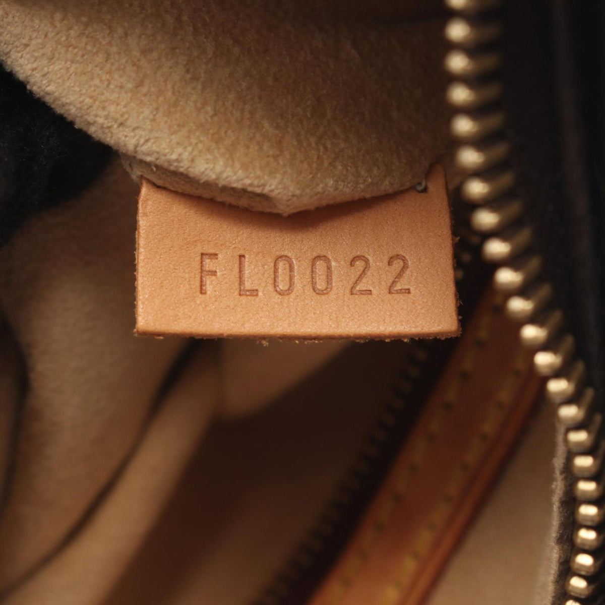 Louis Vuitton Brown Coated Canvas Leather Handbag Shoulder Bag (Pre-Owned)