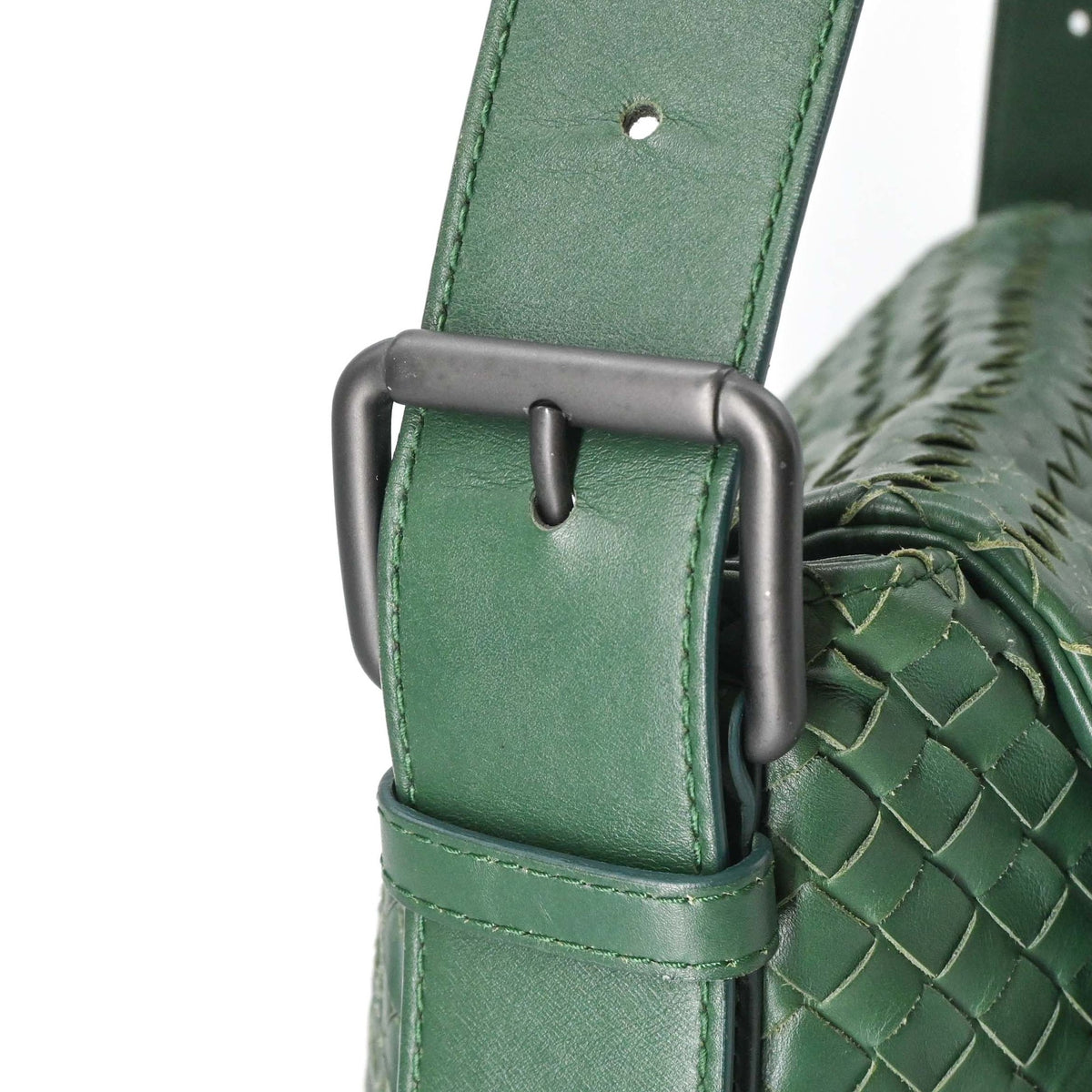 Bottega Veneta Intrecciato Green Intrecciato Shoulder Bag (Pre-Owned)