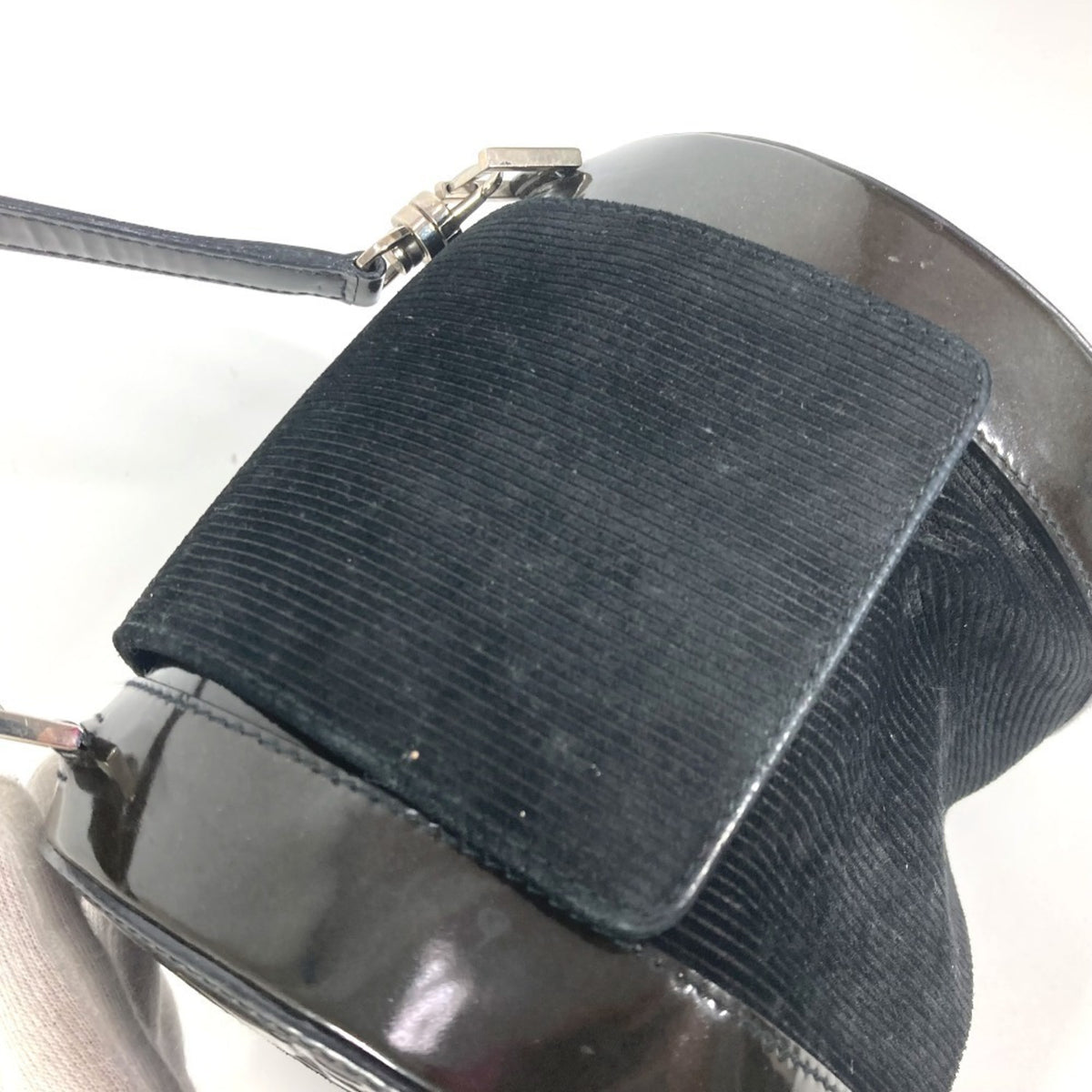 Bvlgari B.Zero1 Black Suede Leather Handbag Shoulder Bag (Pre-Owned)