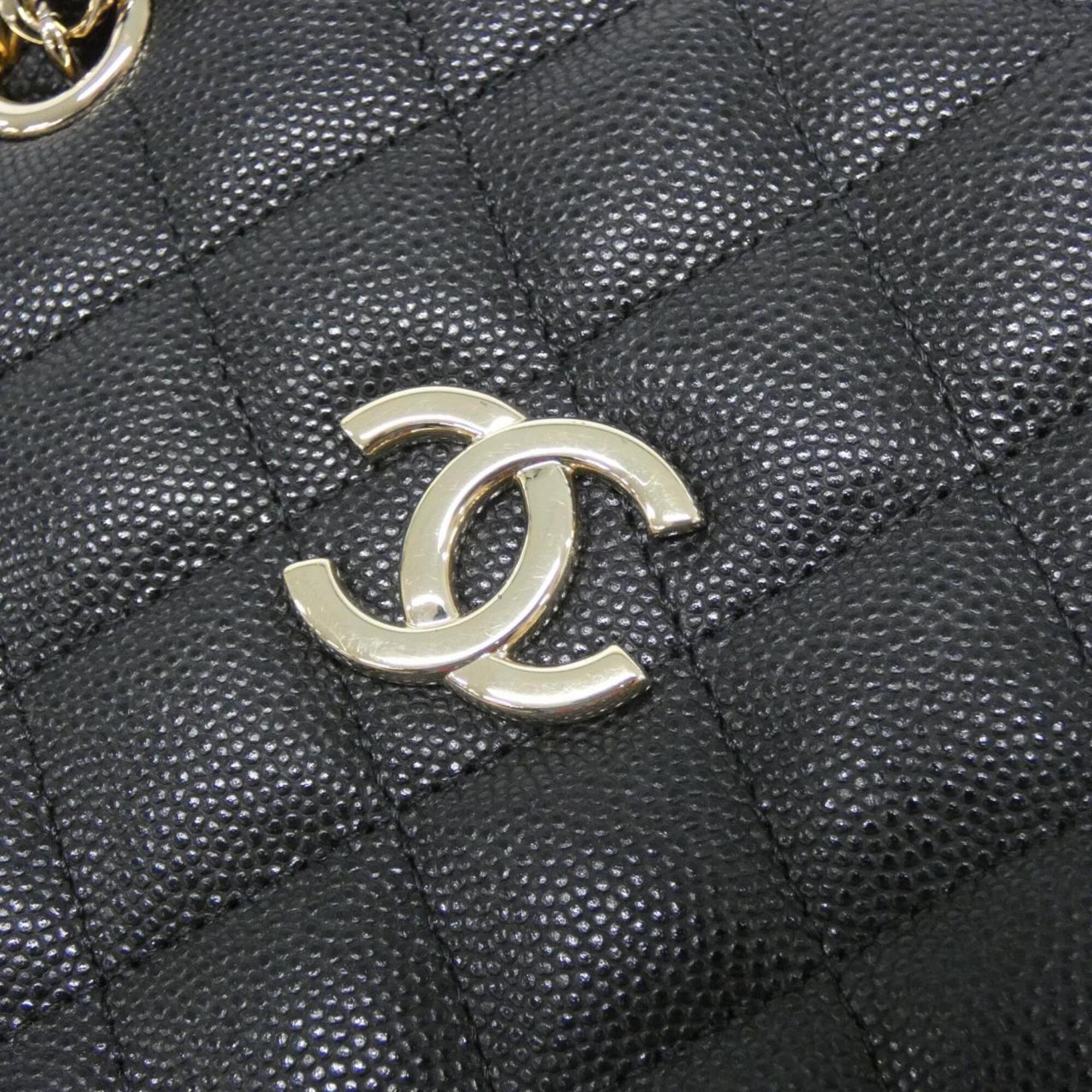 Chanel Black Grained Calfskin Shoulder Bag (Pre-Owned)