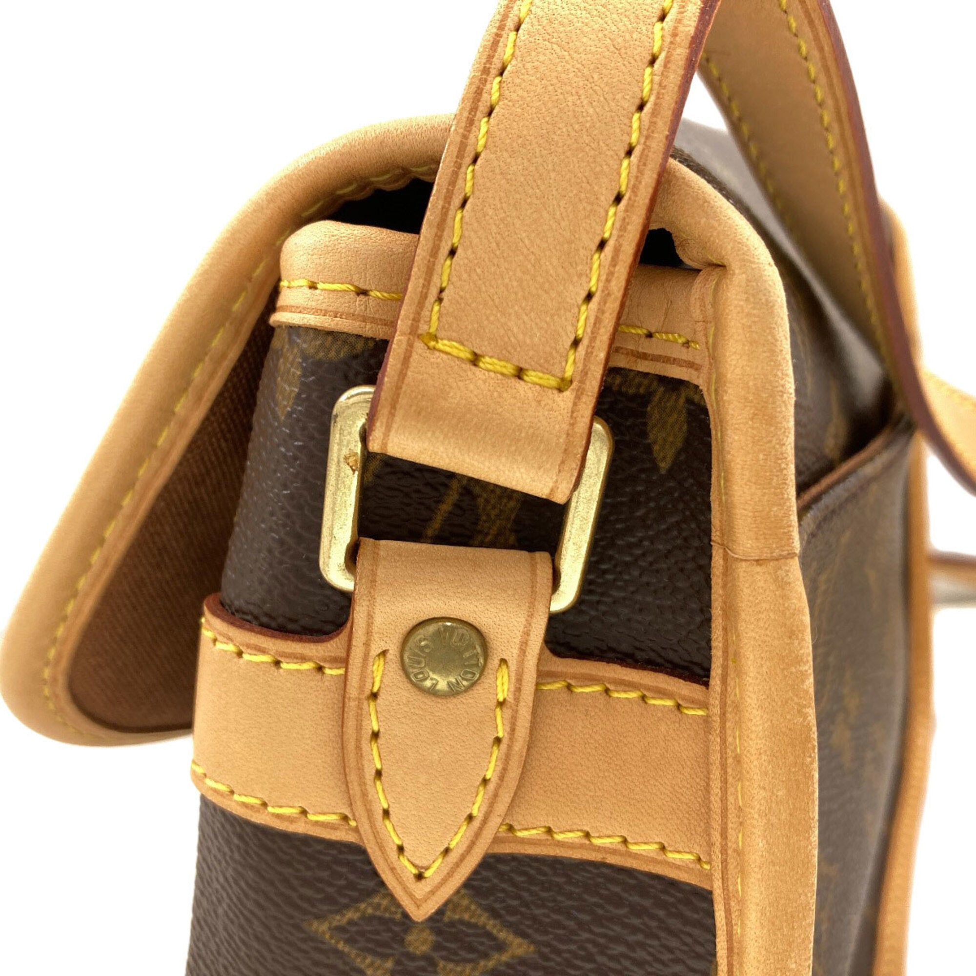 Louis Vuitton Monogram Monogram Canvas Shoulder Bag (Pre-Owned)