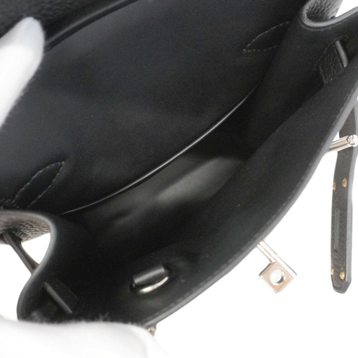 Hermes Black Togo Leather Shoulder Bag (Pre-Owned)