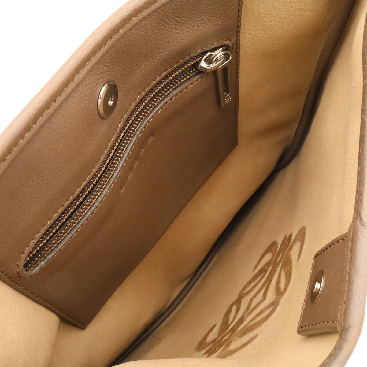 Loewe Beige Brown Suede Leather Shoulder Bag (Pre-Owned)