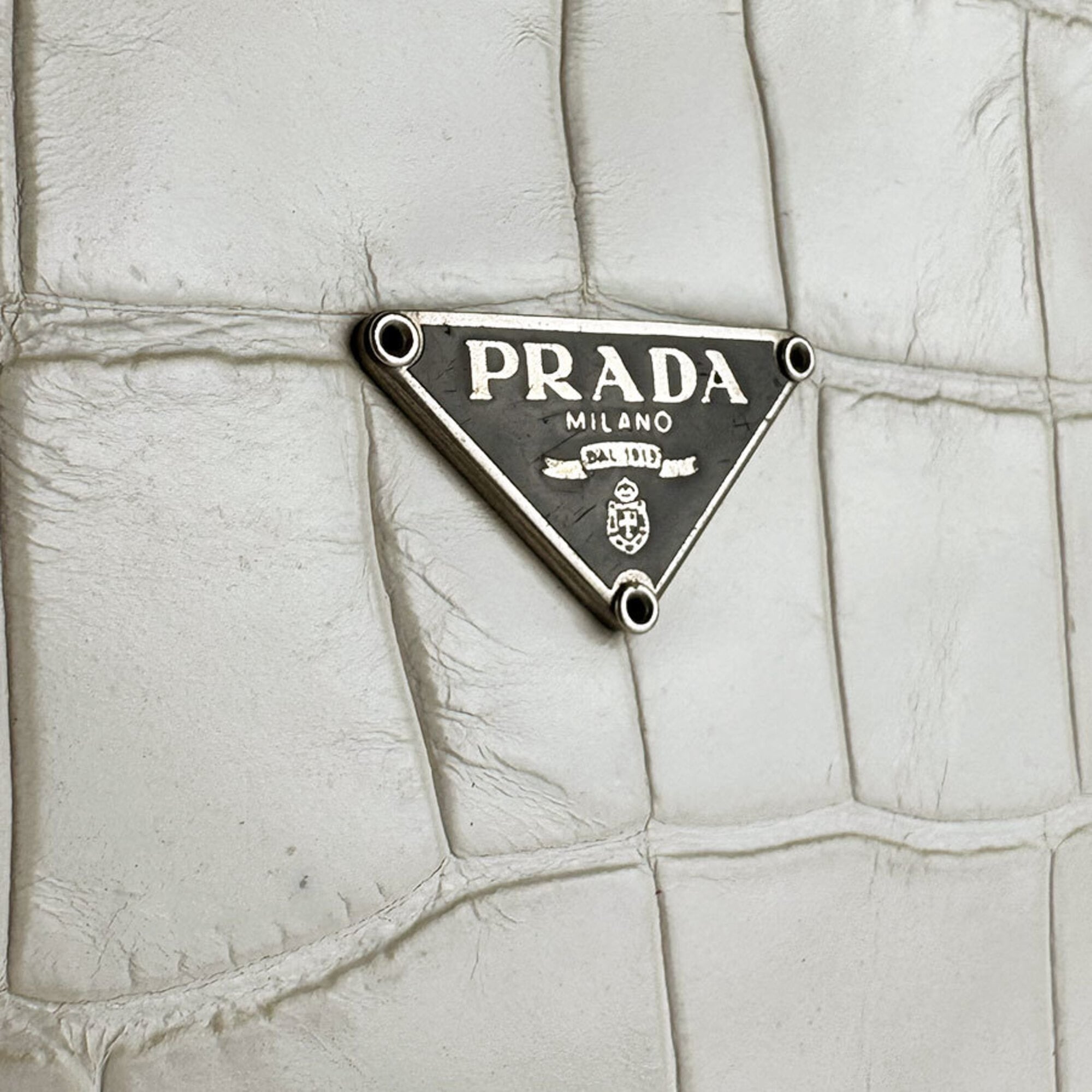 Prada Off-White Leather Handbag (Pre-Owned)