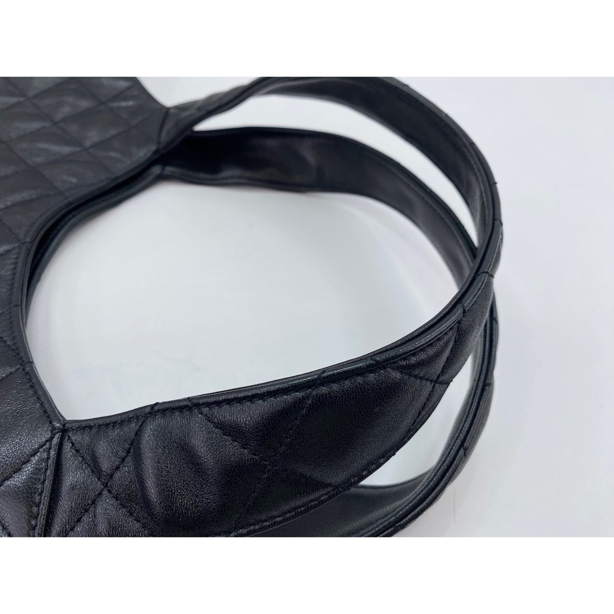 Yves Saint Laurent Black Tote Bag (Pre-Owned)