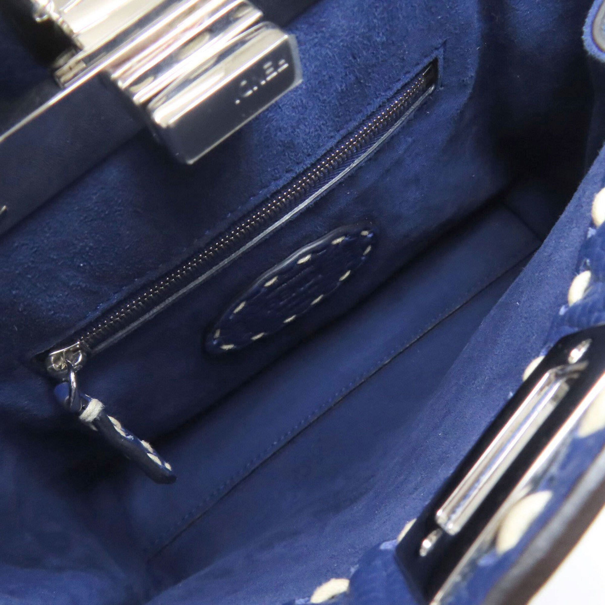 Fendi Blue Leather Handbag (Pre-Owned)