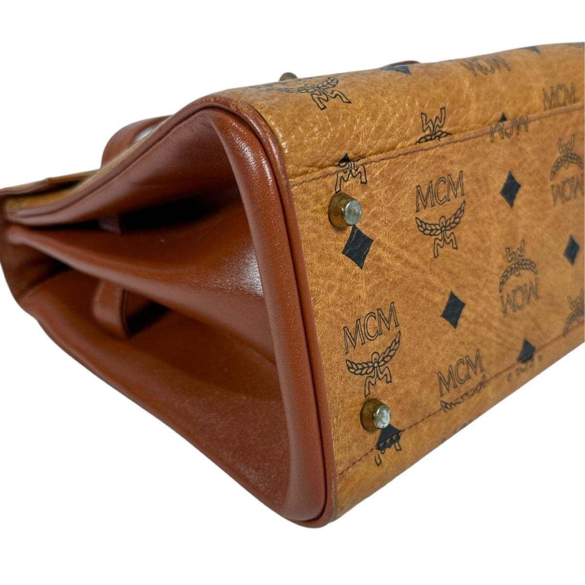 Mcm Brown Leather Handbag (Pre-Owned)