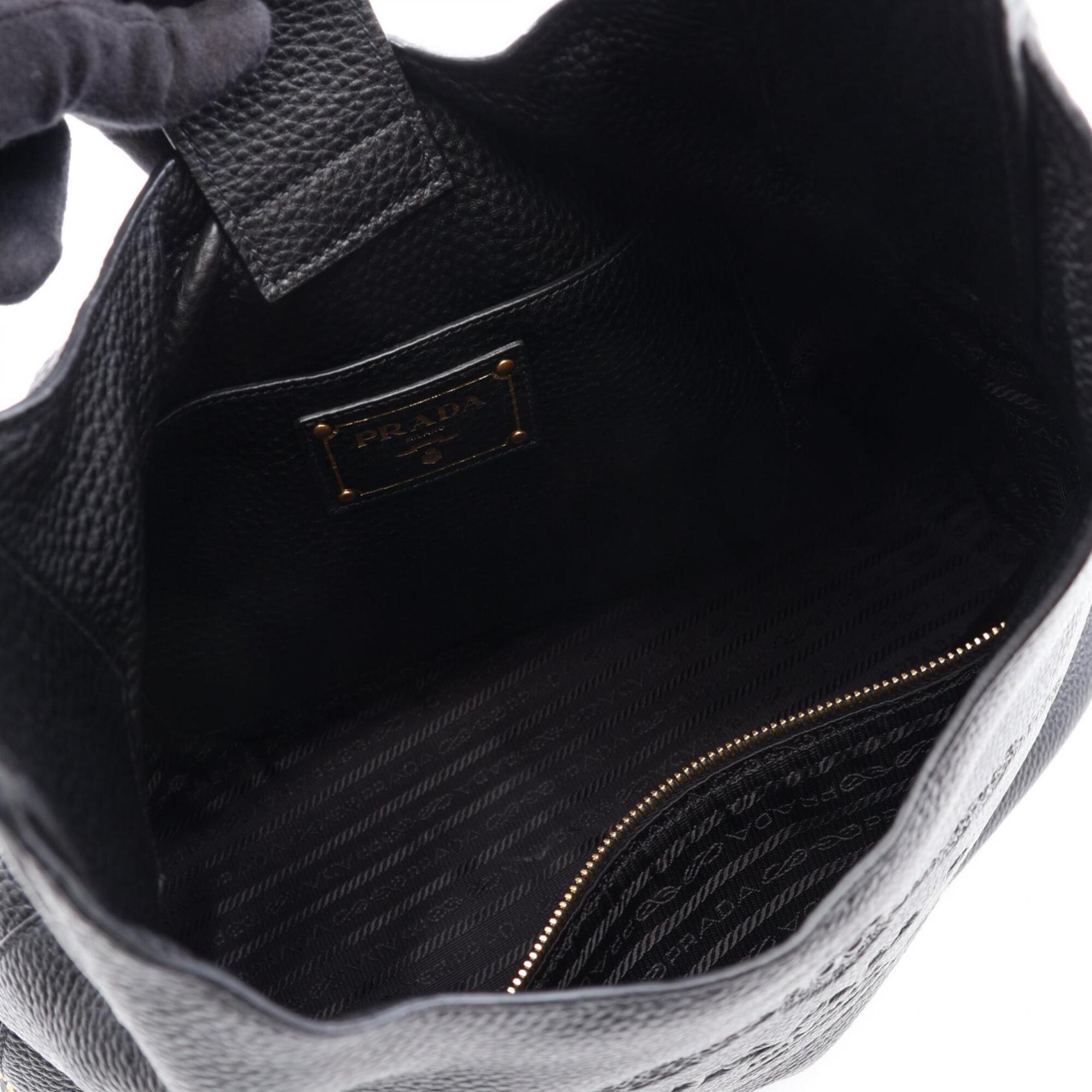 Prada Black Leather Handbag Shoulder Bag (Pre-Owned)